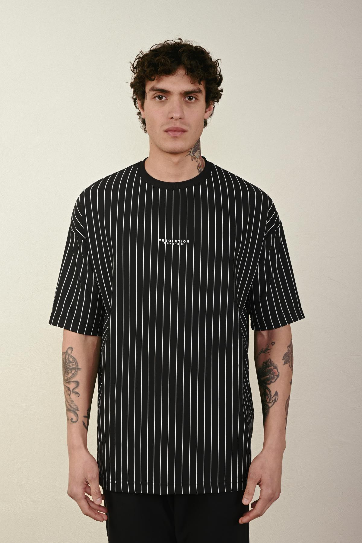 Wholesale Men Black T-shirt 721404