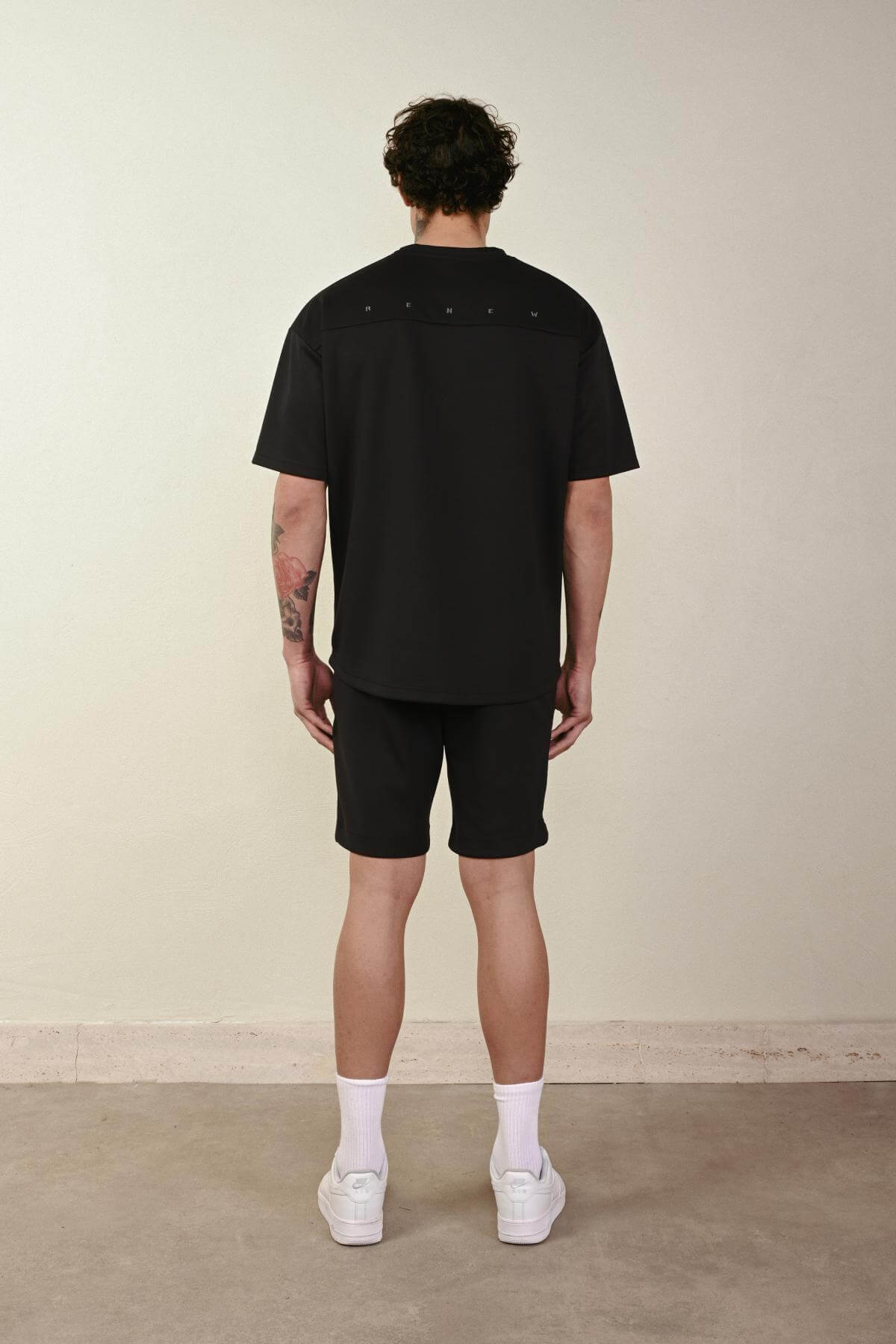 Wholesale Men Black T-shirt 721671