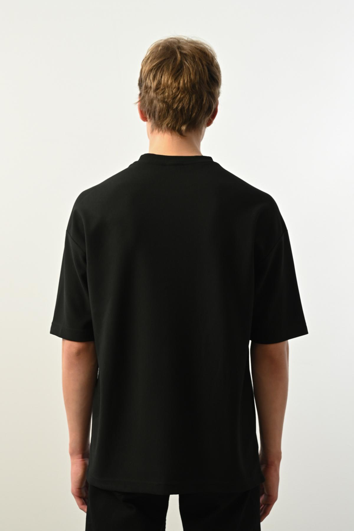 Wholesale Men Black T-shirt 721355