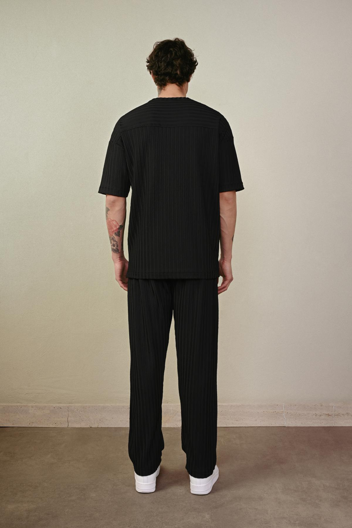 Wholesale Men Black T-shirt 721341