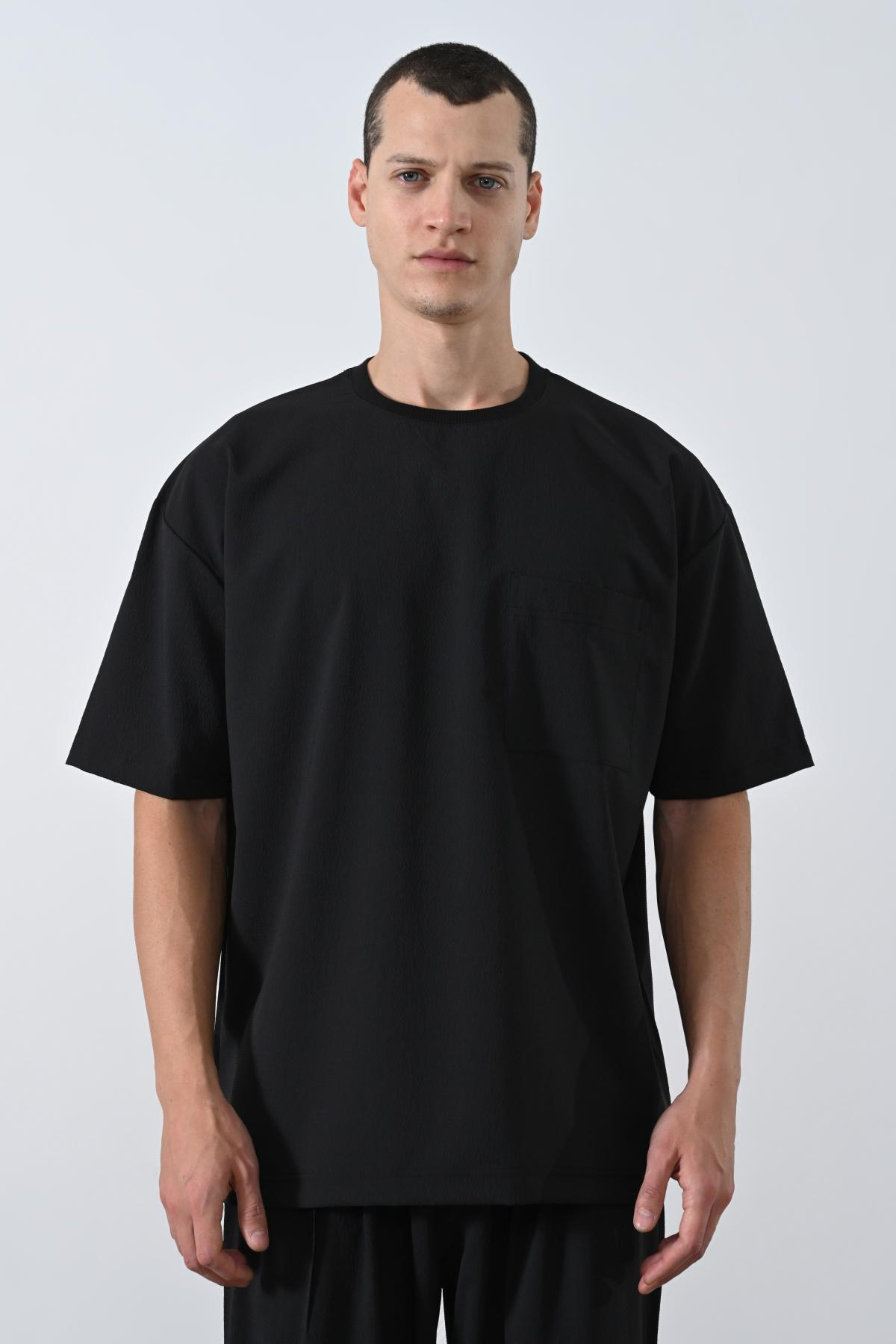 Wholesale Men Black T-shirt 721379