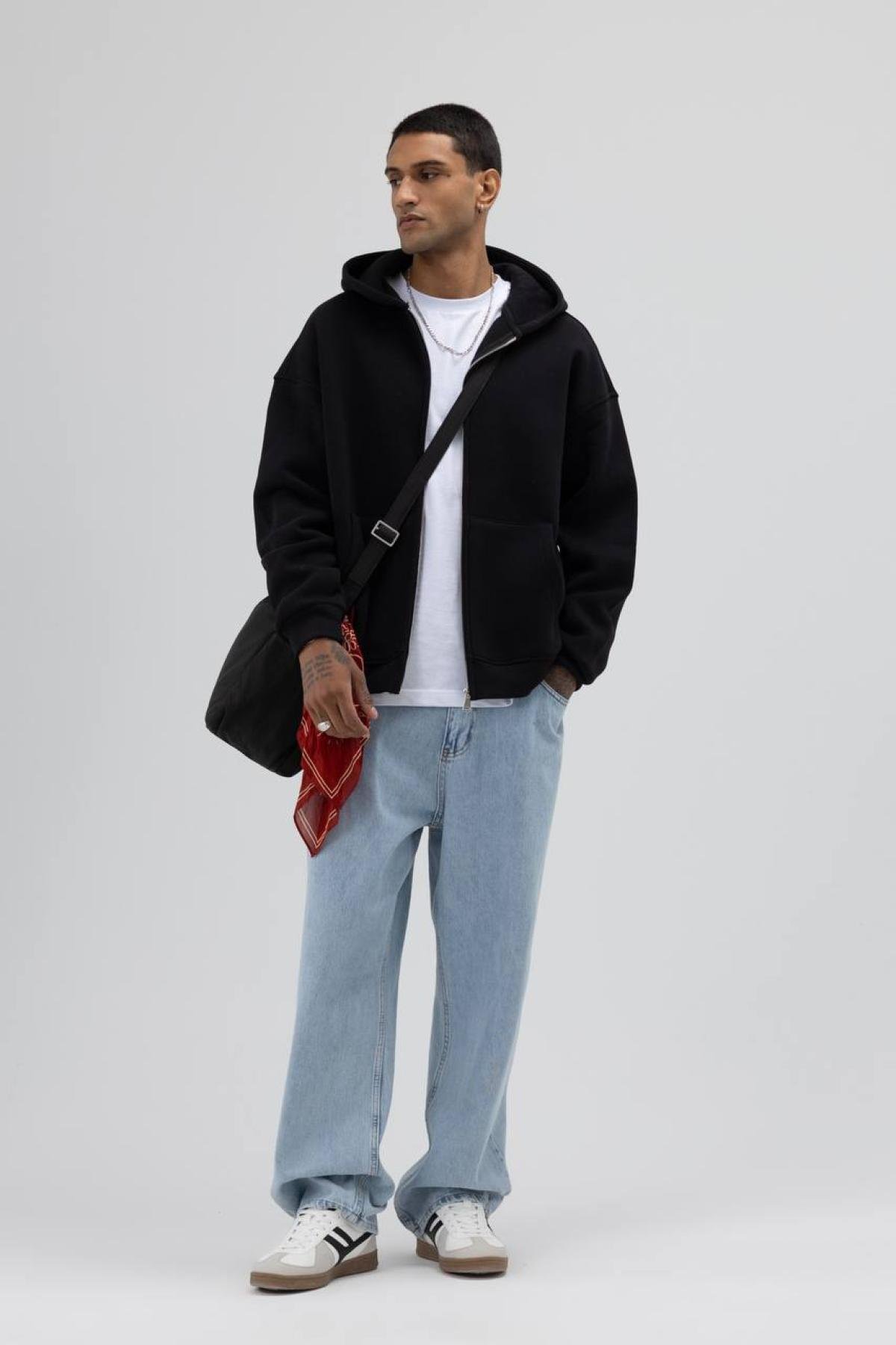 Wholesale Men Black Zip-Up Hoodie 739100