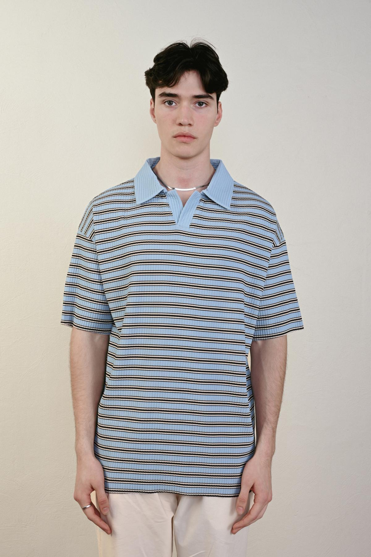 Wholesale Men Blue T-shirt 721616