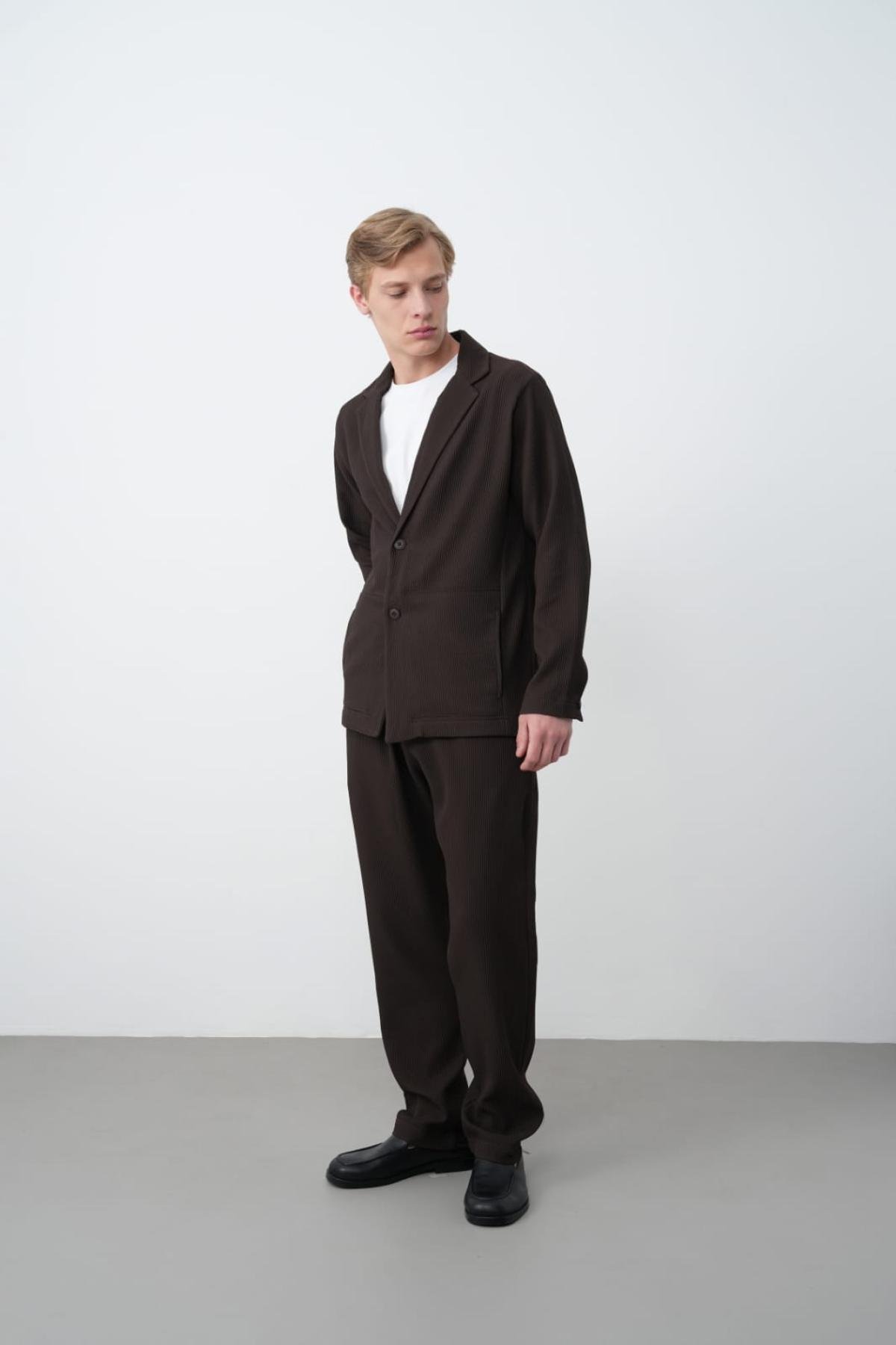 Wholesale Men Brown Blazer 738197