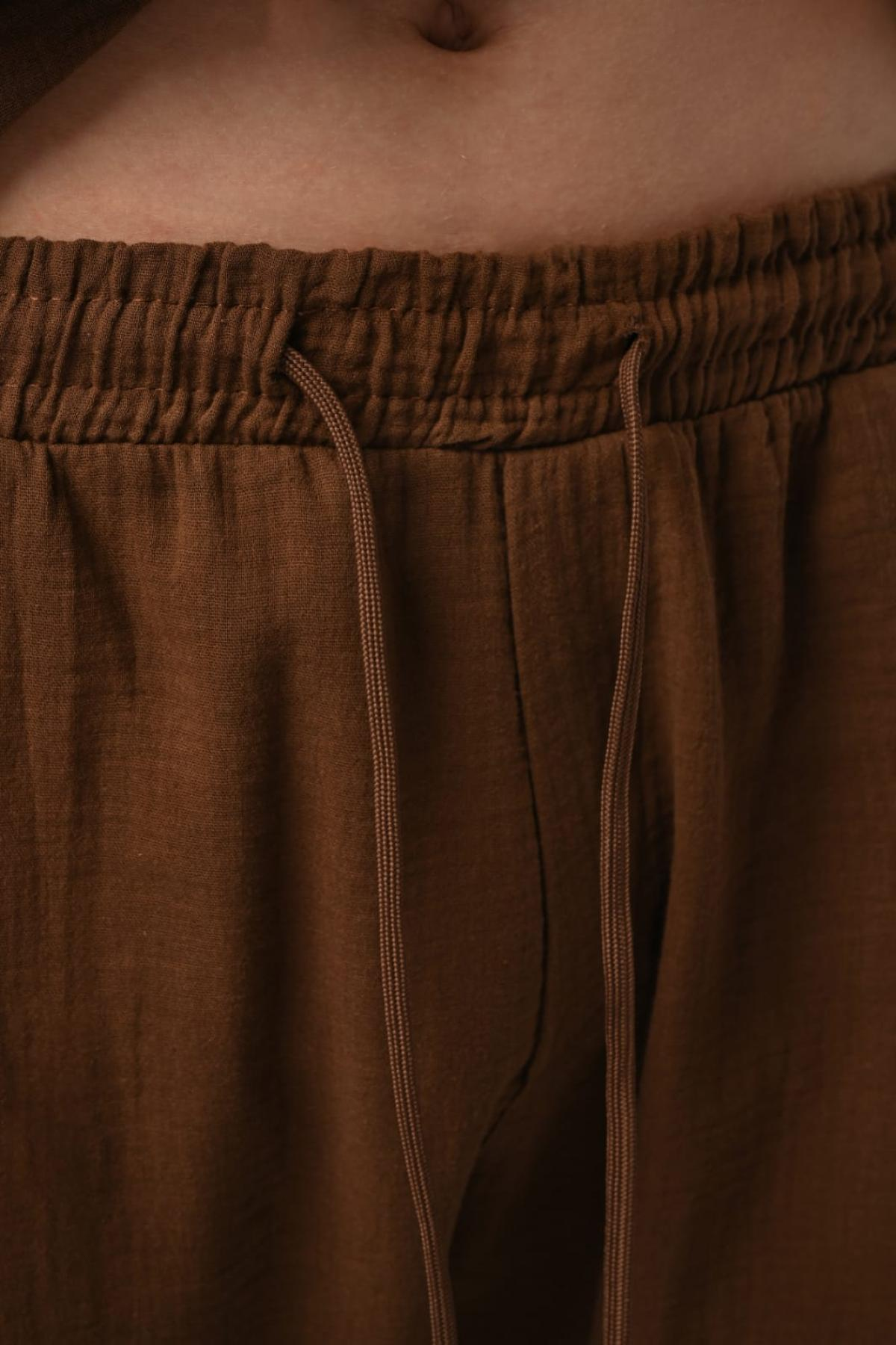 Wholesale Men Brown Pants 739009