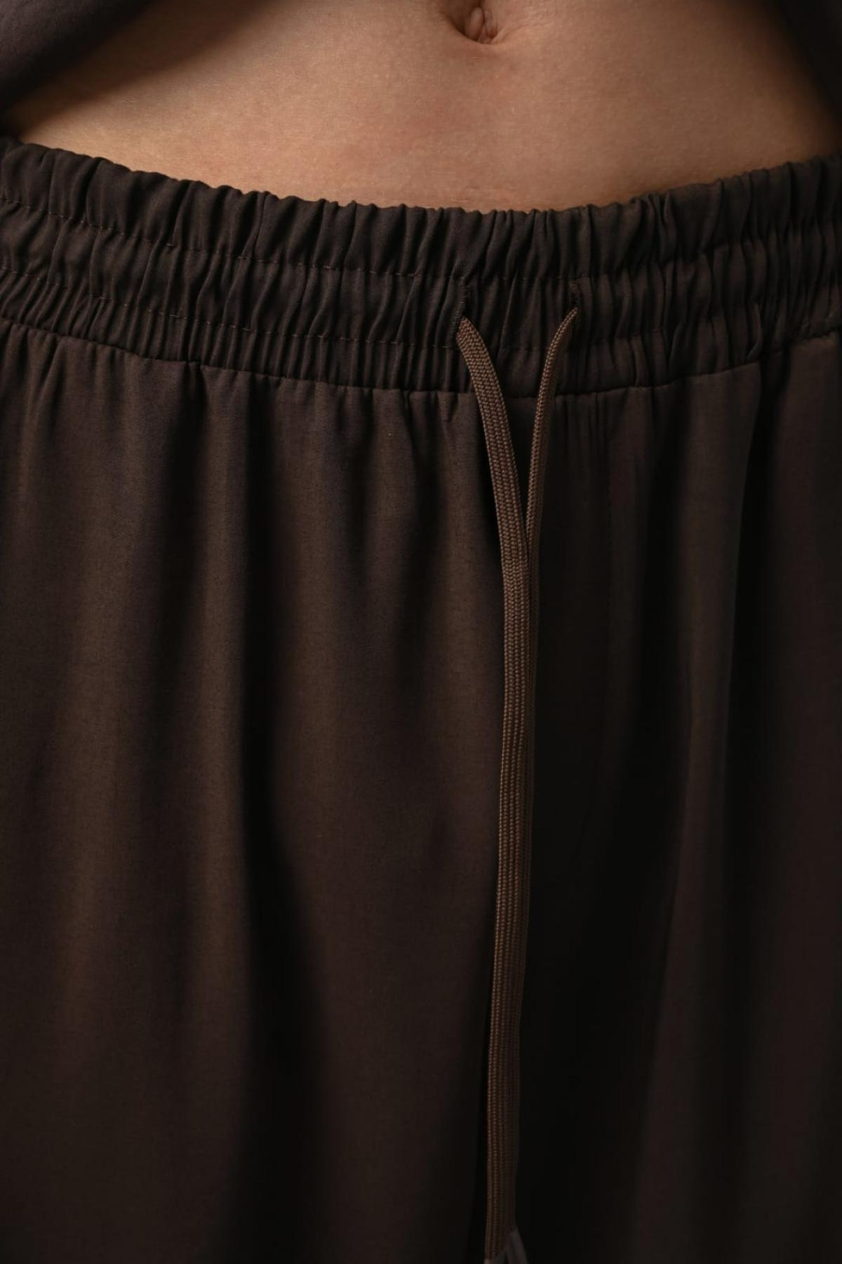 Wholesale Men Brown Pants 738602