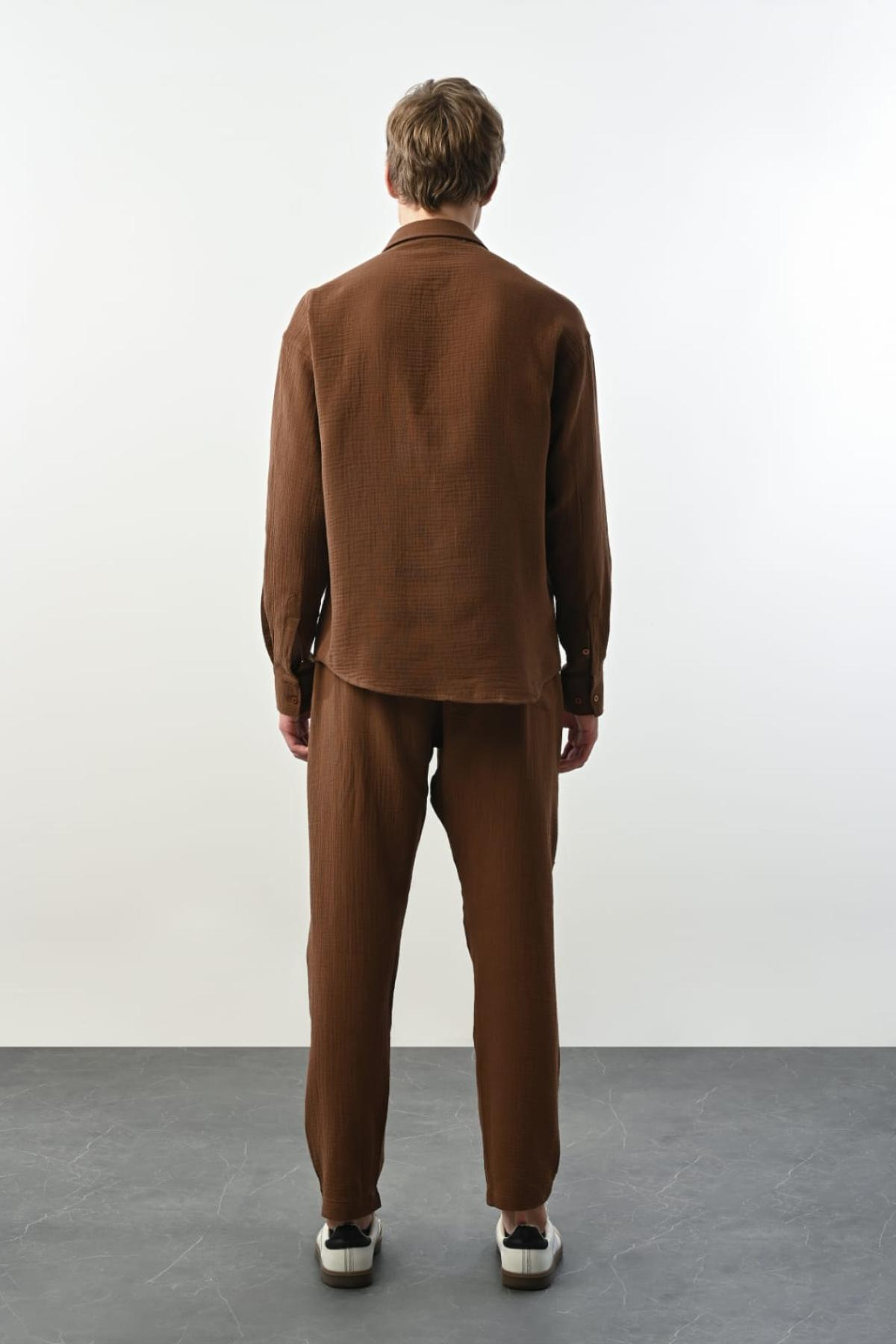 Wholesale Men Brown Pants 739009