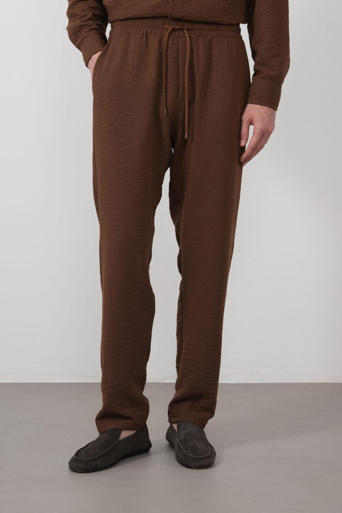 Wholesale Men Brown Pants 738710