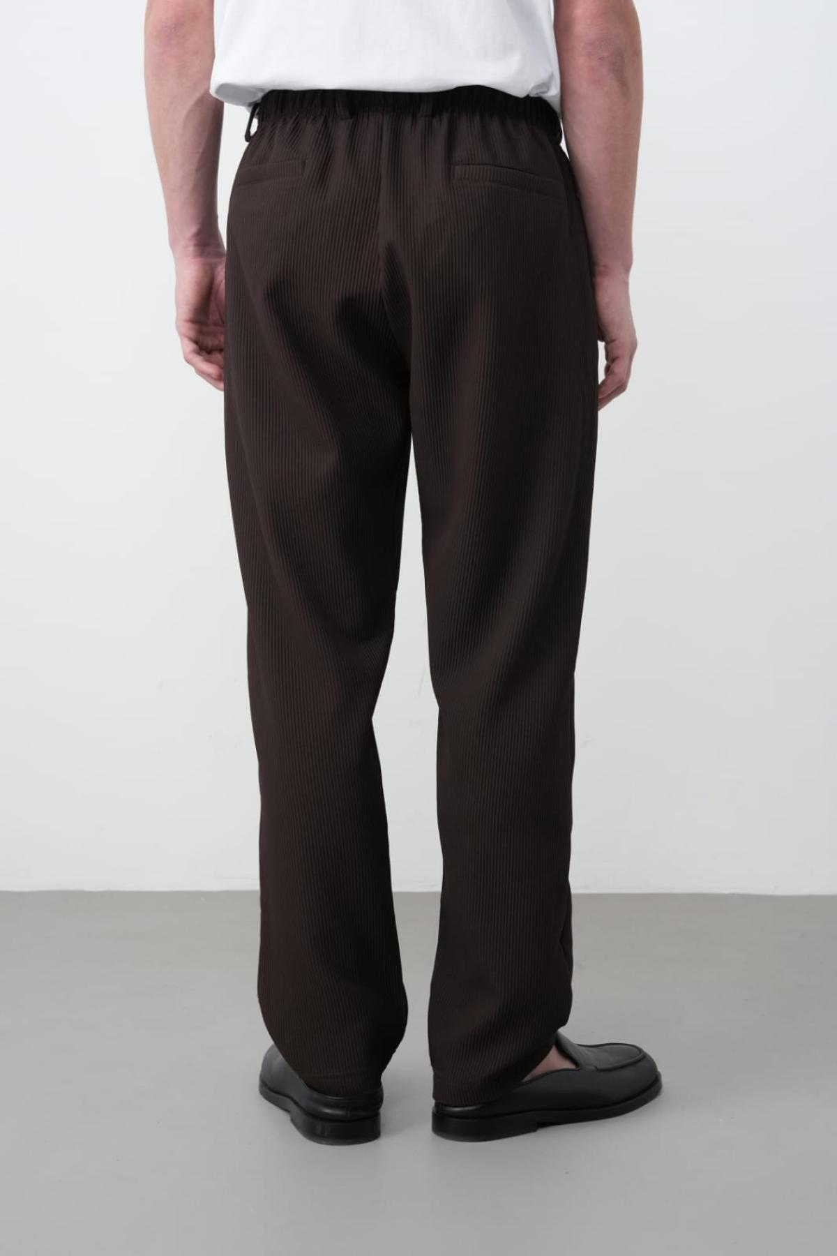 Wholesale Men Brown Pants 738279