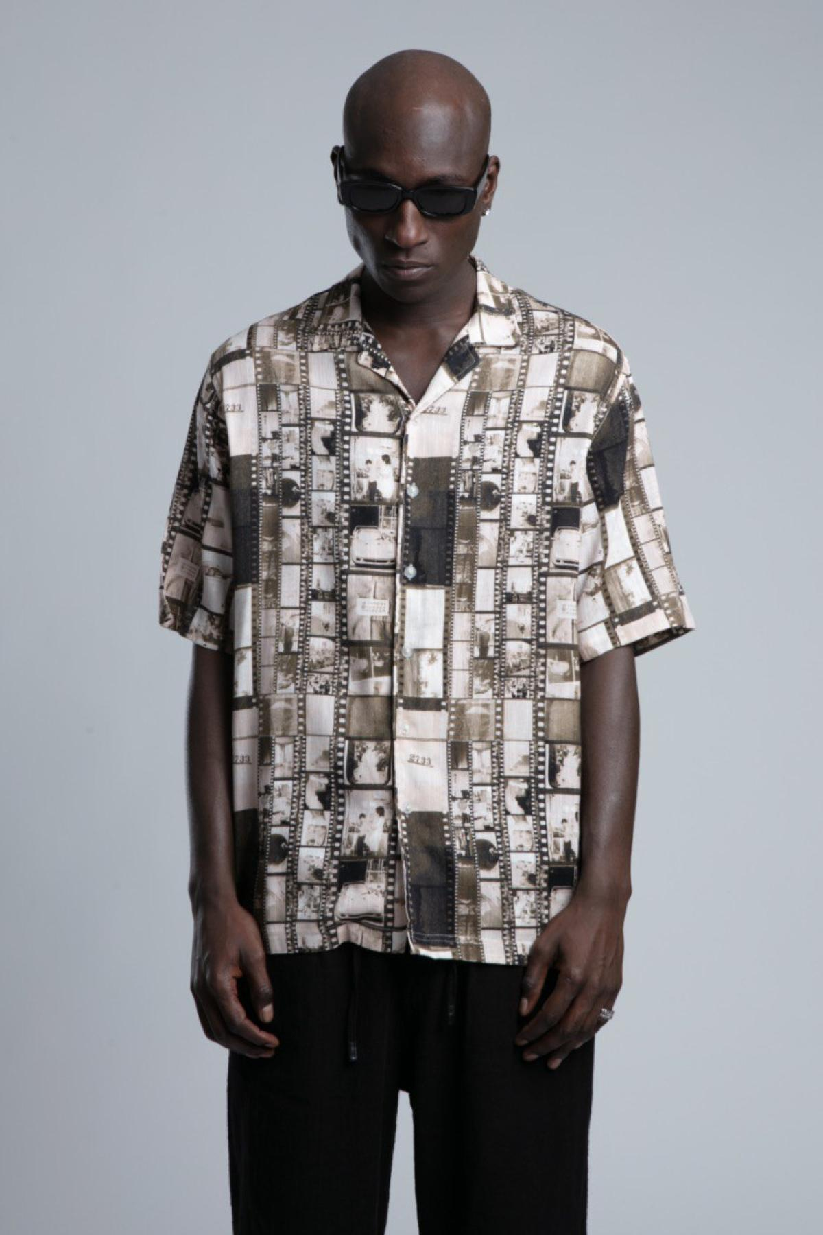 Wholesale Men Brown Printed Short Sleeve Shirt 729986