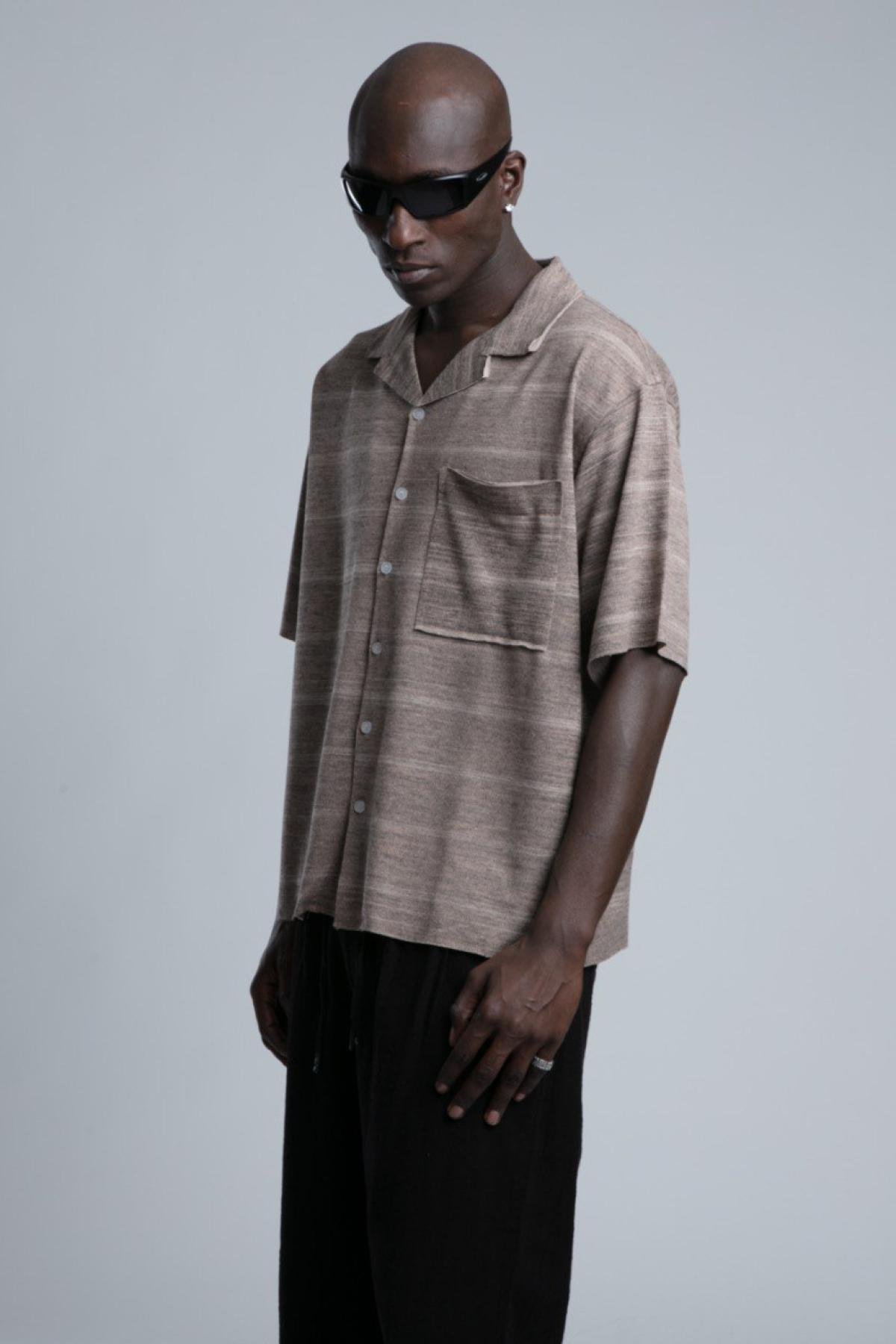 Wholesale Men Brown Short Sleeve Shirt 730433