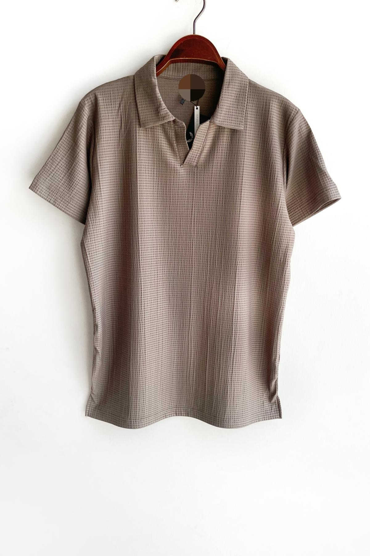 Wholesale Men Brown T-shirt 721539