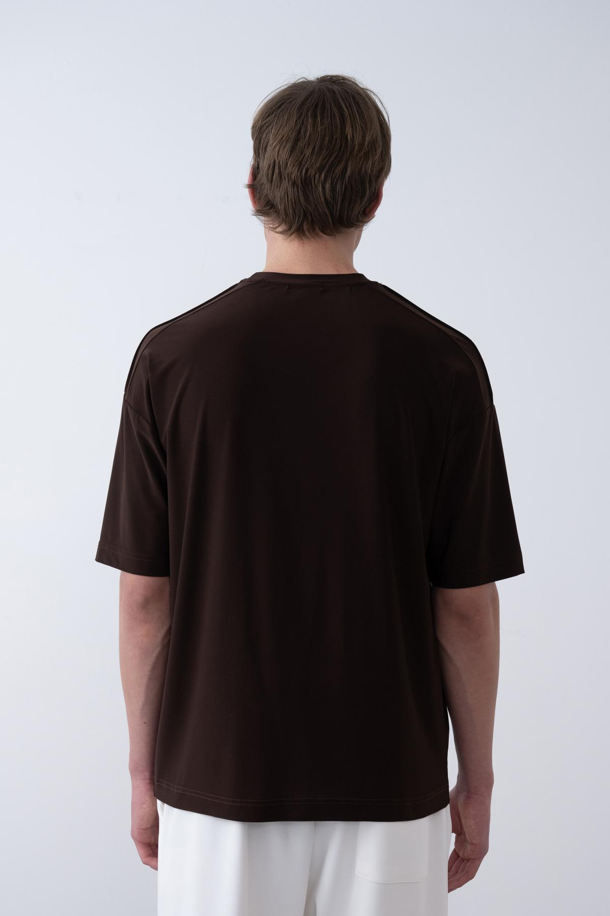 Wholesale Men Brown T-shirt 721270