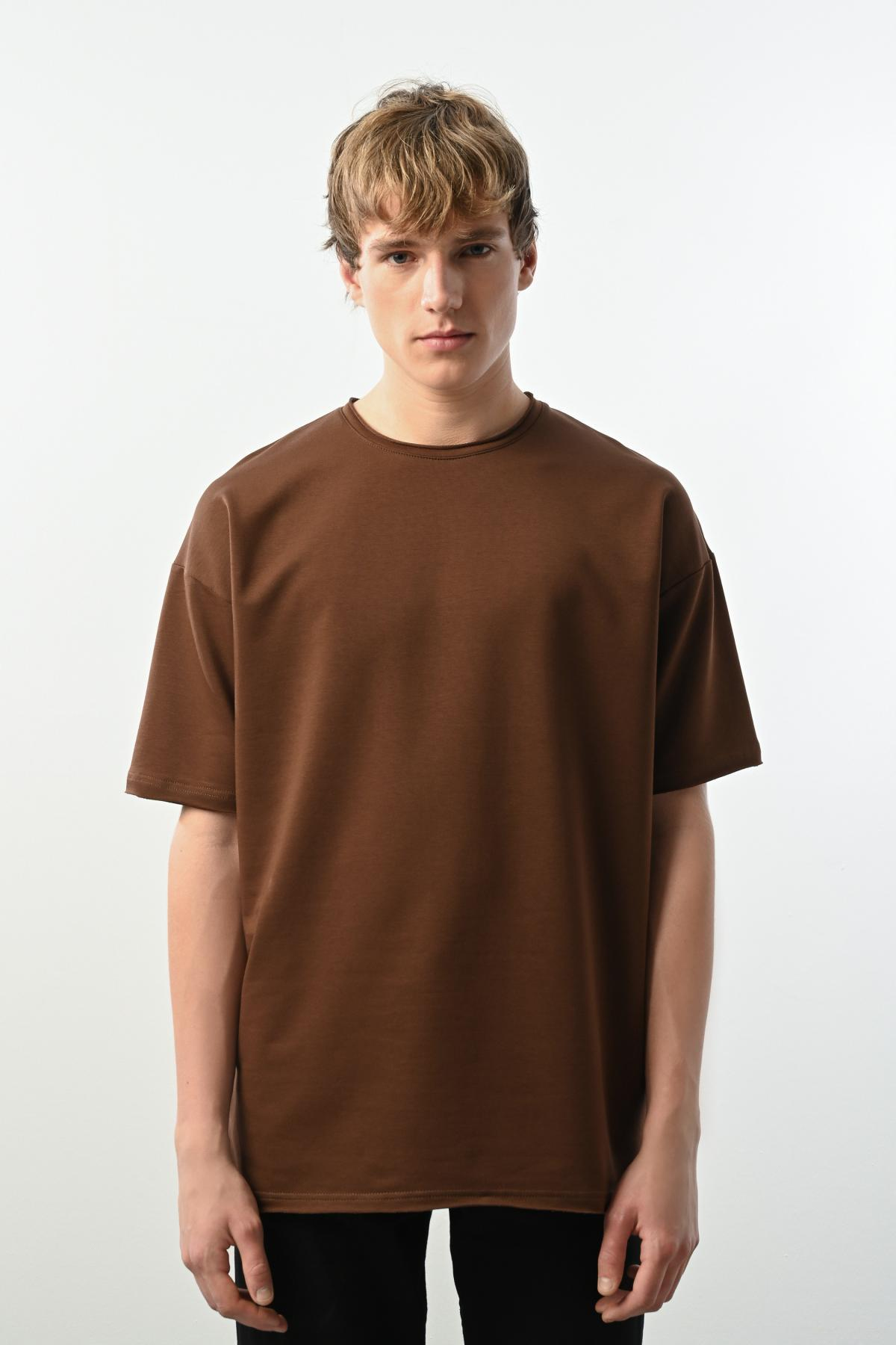 Wholesale Men Brown T-shirt 721423