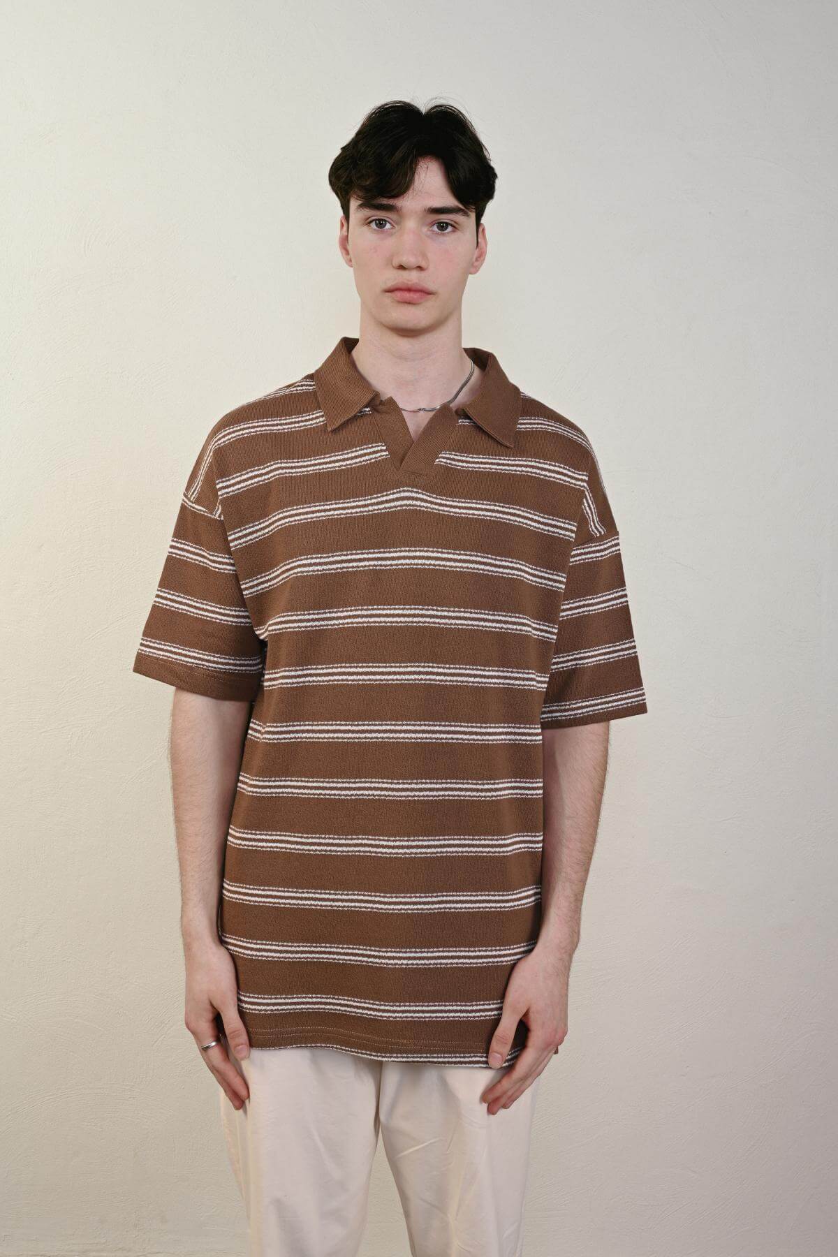 Wholesale Men Brown T-shirt 721624