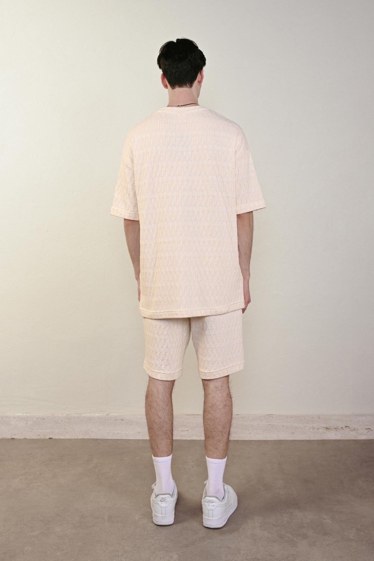 Wholesale Men Cream T-shirt 721392