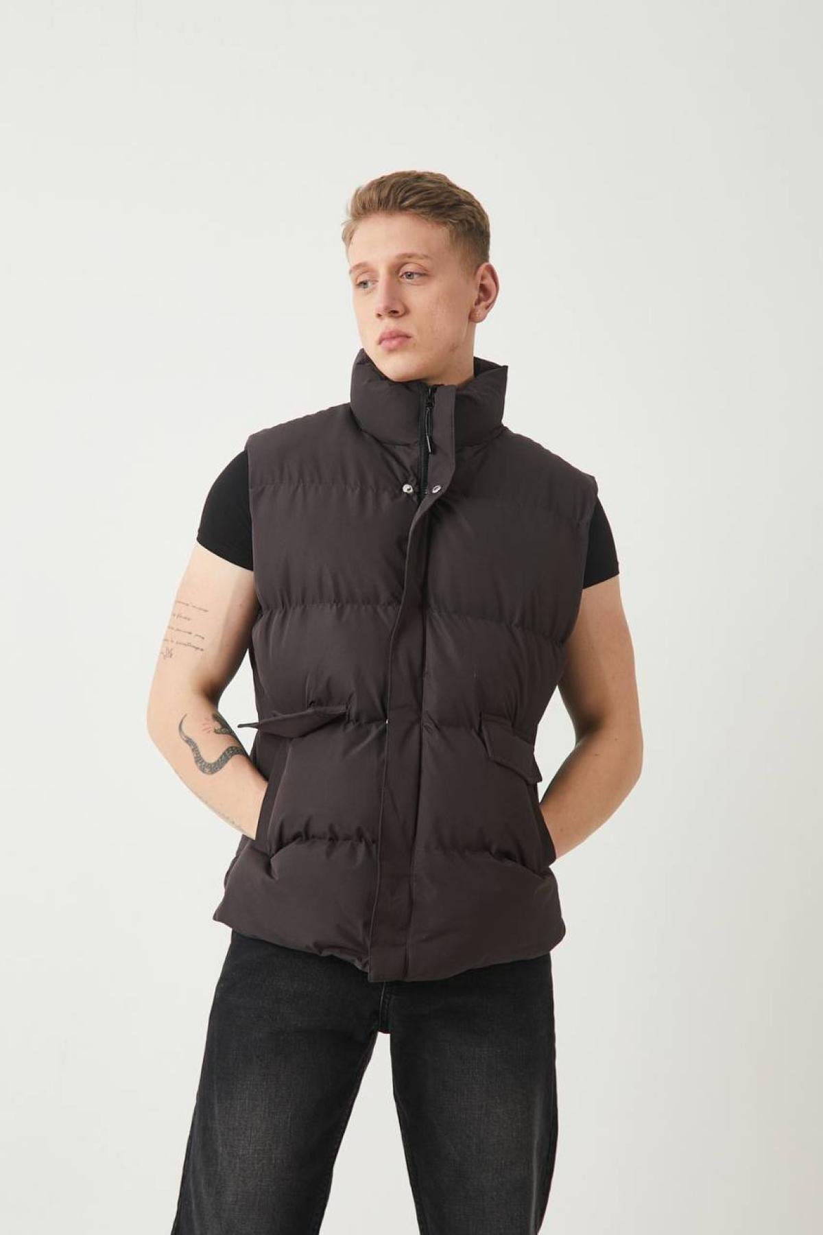 Wholesale Men Dark Brown Puffer Vest 739189