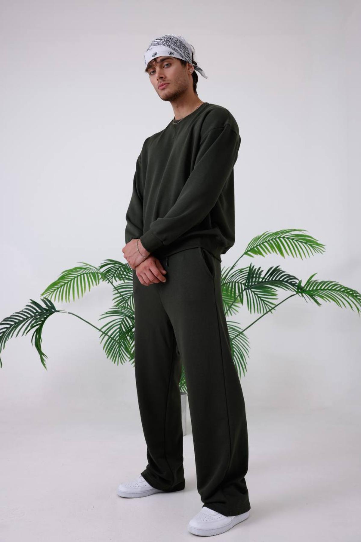 Wholesale Men Dark Green Tracksuit Set 739175