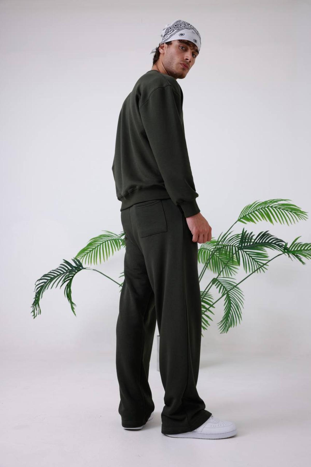 Wholesale Men Dark Green Tracksuit Set 739175
