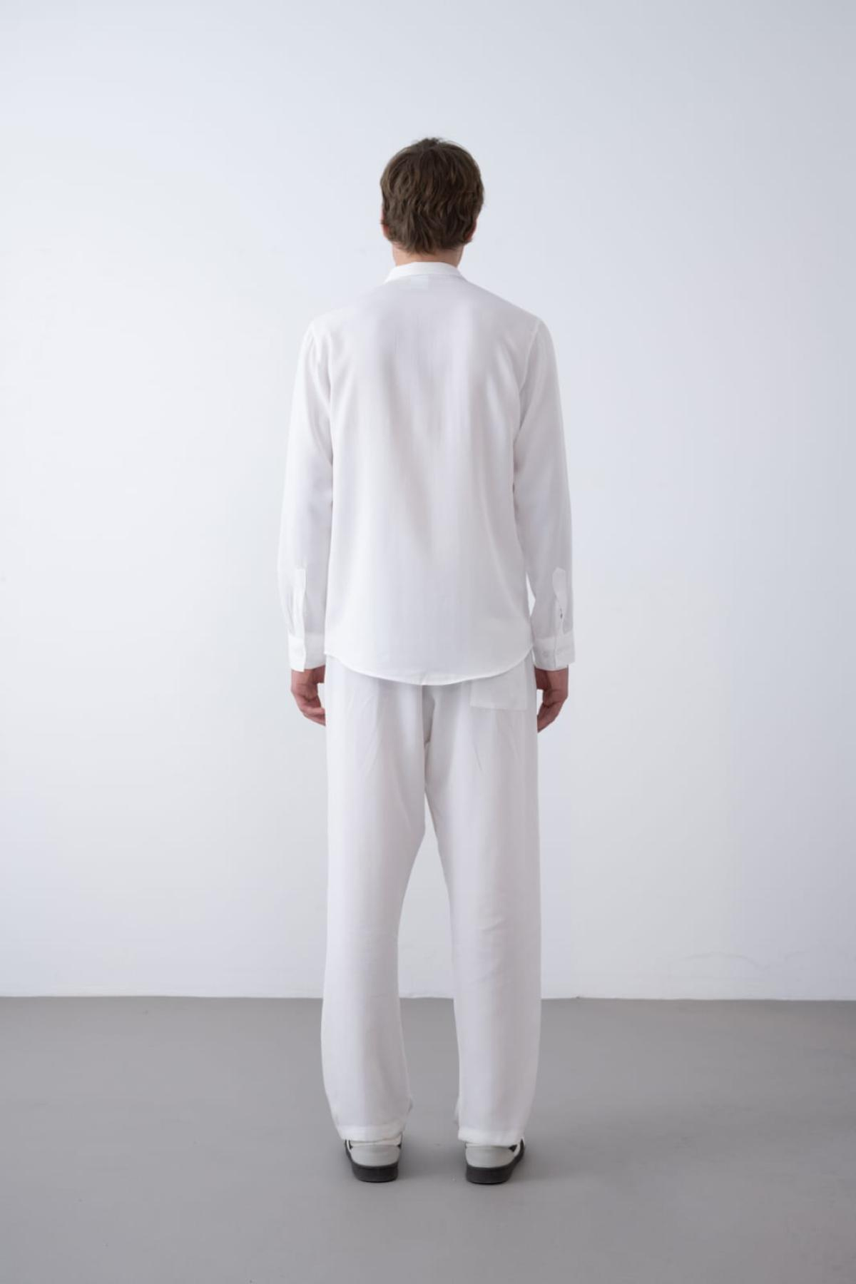 Wholesale Men Ecru Long-Sleeve Shirt 739125