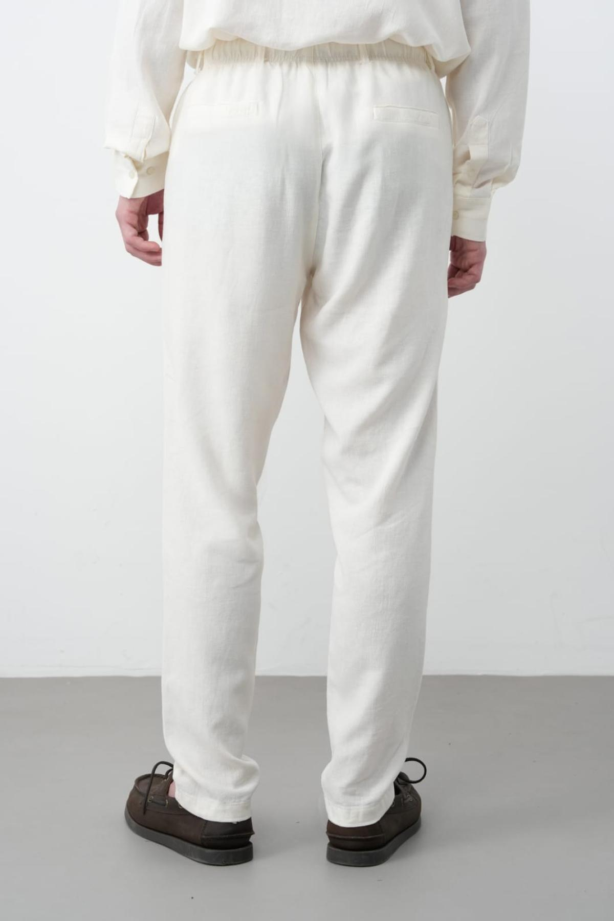 Wholesale Men Ecru Pants 738209