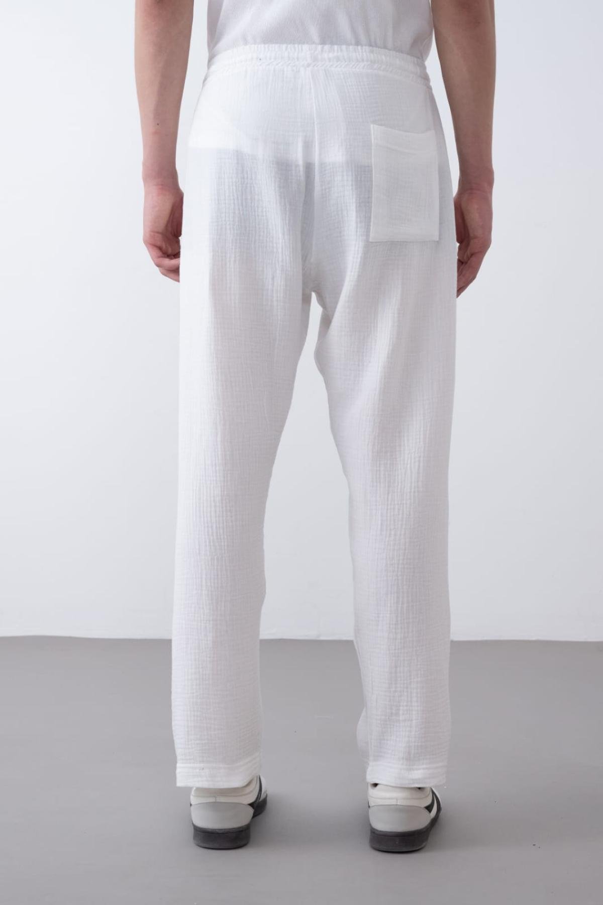 Wholesale Men Ecru Pants 739008