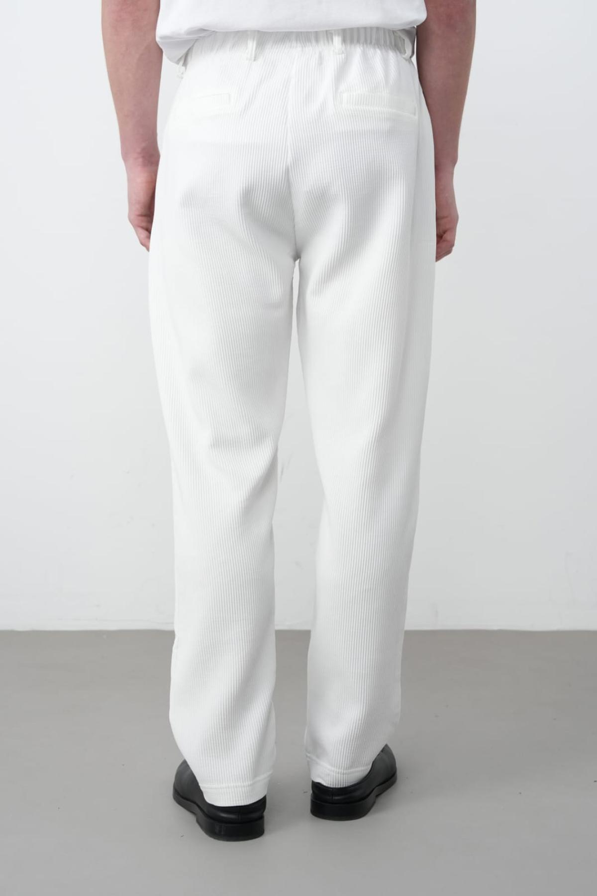 Wholesale Men Ecru Pants 738276