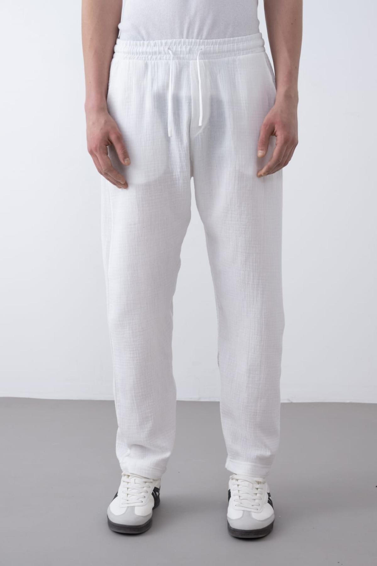 Wholesale Men Ecru Pants 739008