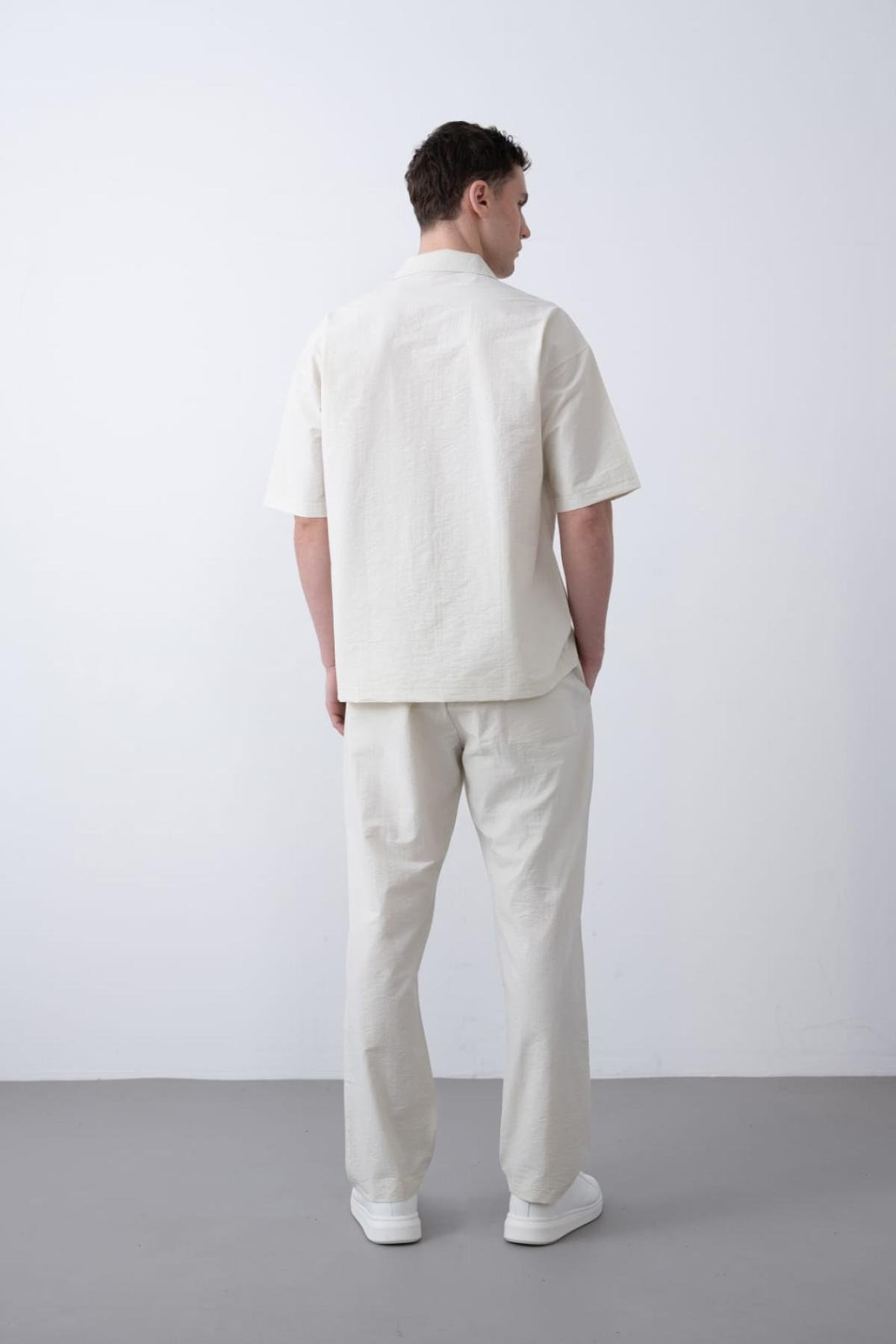 Wholesale Men Ecru Pants 738672