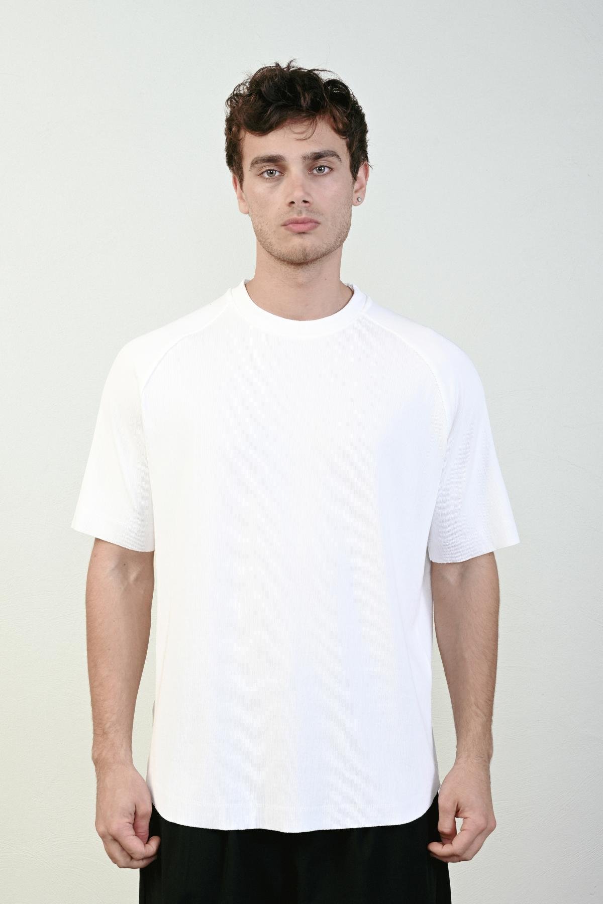 Wholesale Men Ecru T-shirt 721640