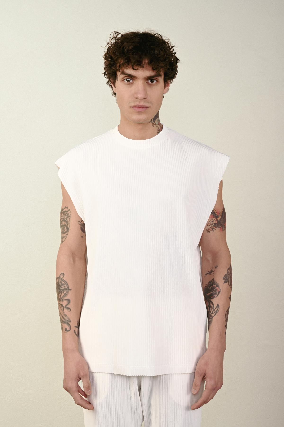 Wholesale Men Ecru T-shirt 721345
