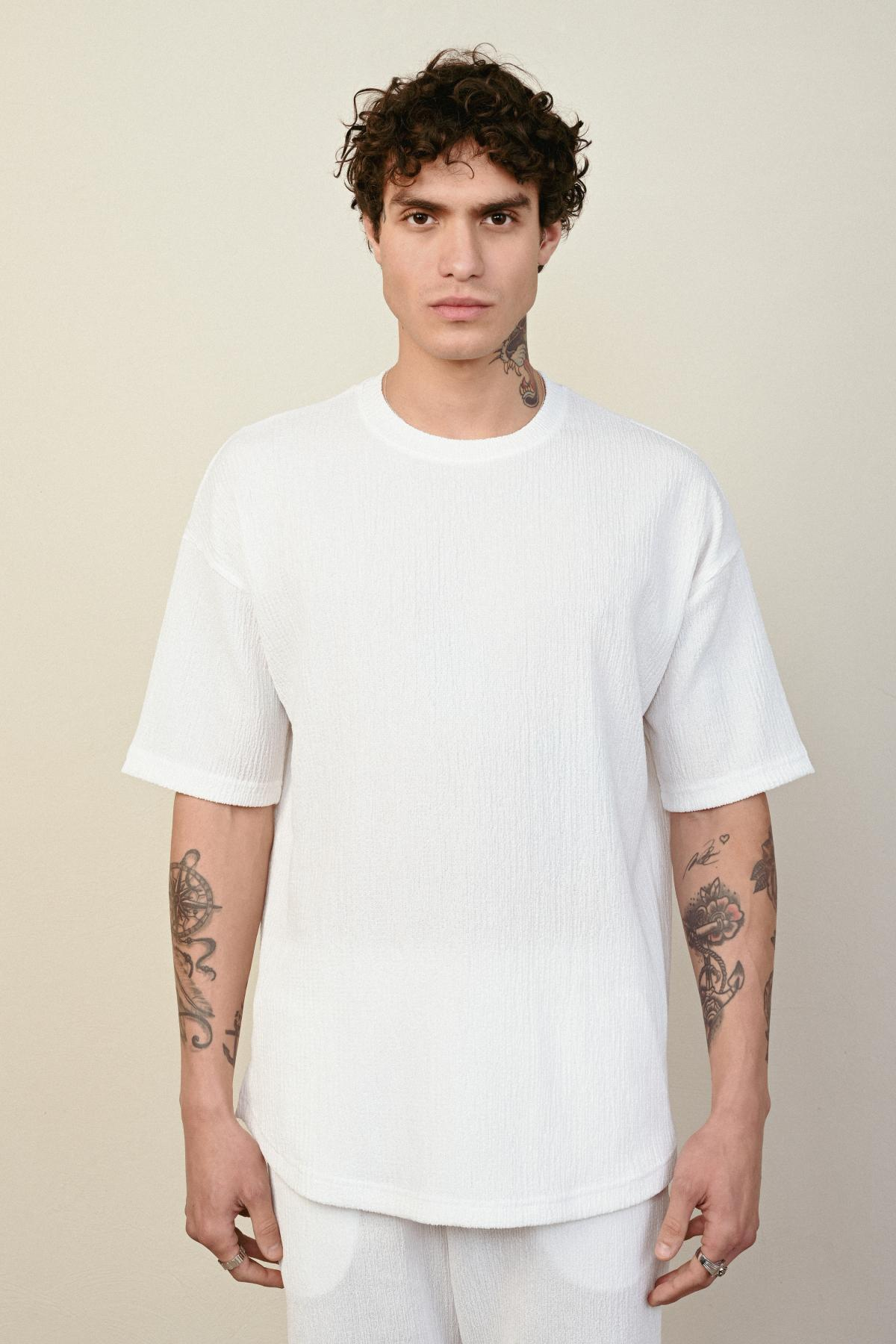 Wholesale Men Ecru T-shirt 721426