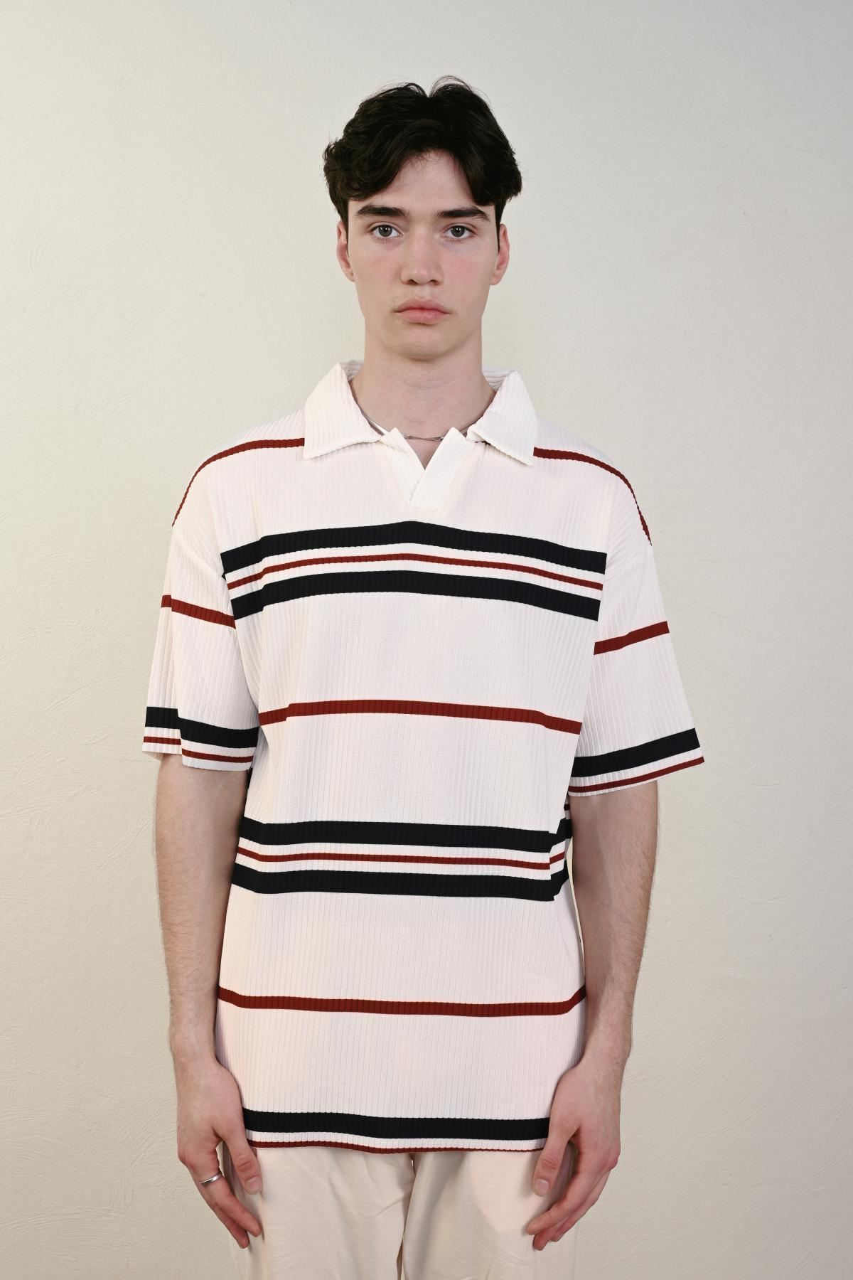 Wholesale Men Ecru T-shirt 721613
