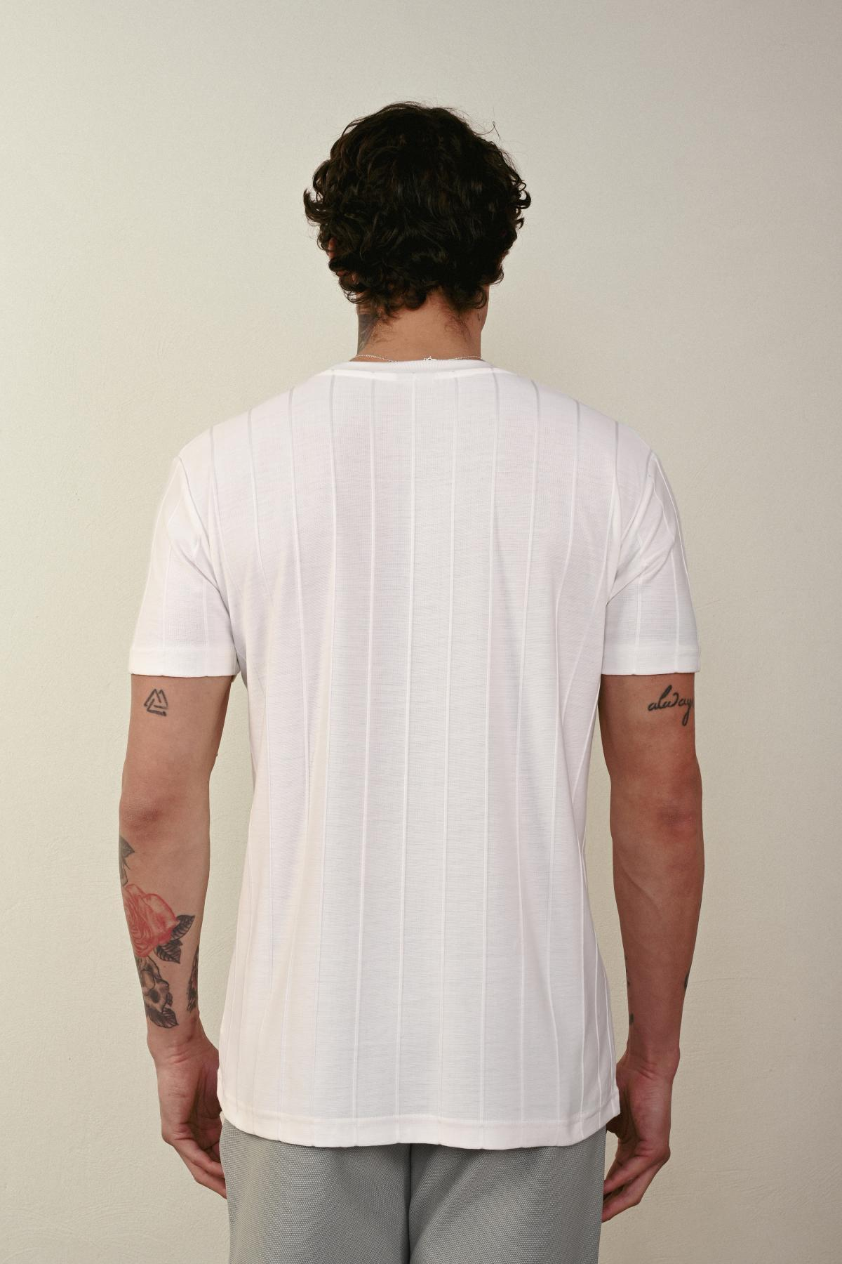 Wholesale Men Ecru T-shirt 721389