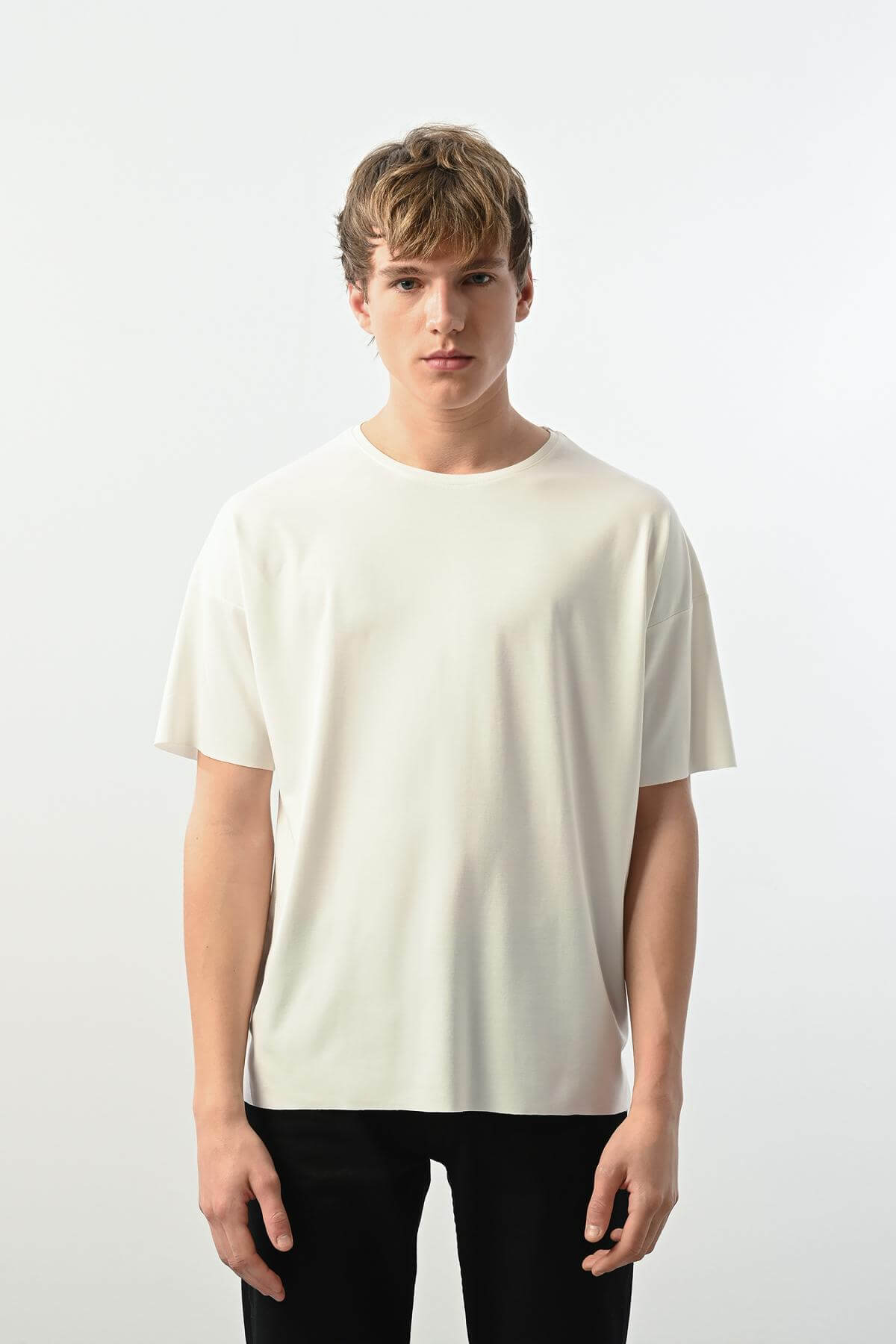 Wholesale Men Ecru T-shirt 721630