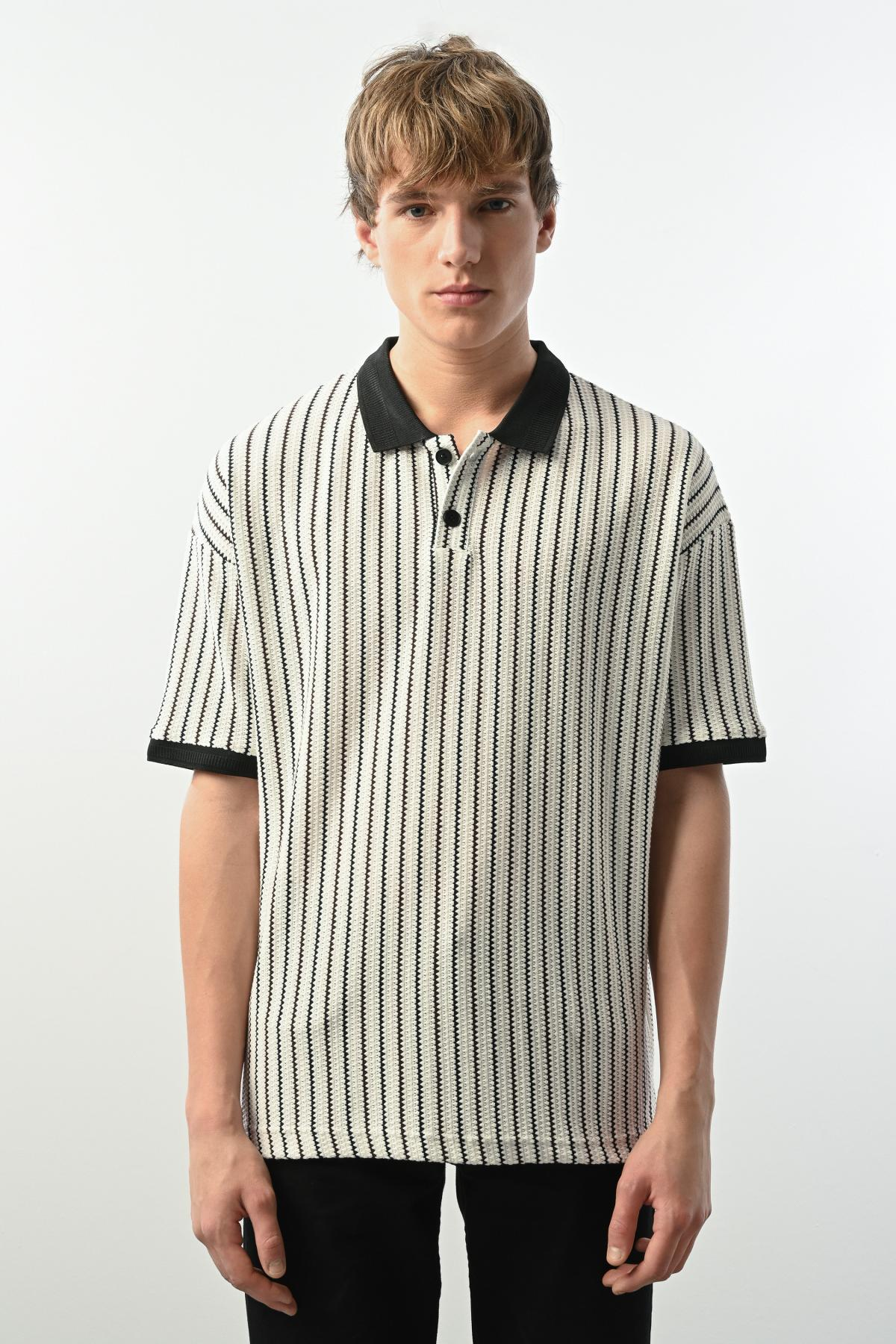 Wholesale Men Ecru T-shirt 721681