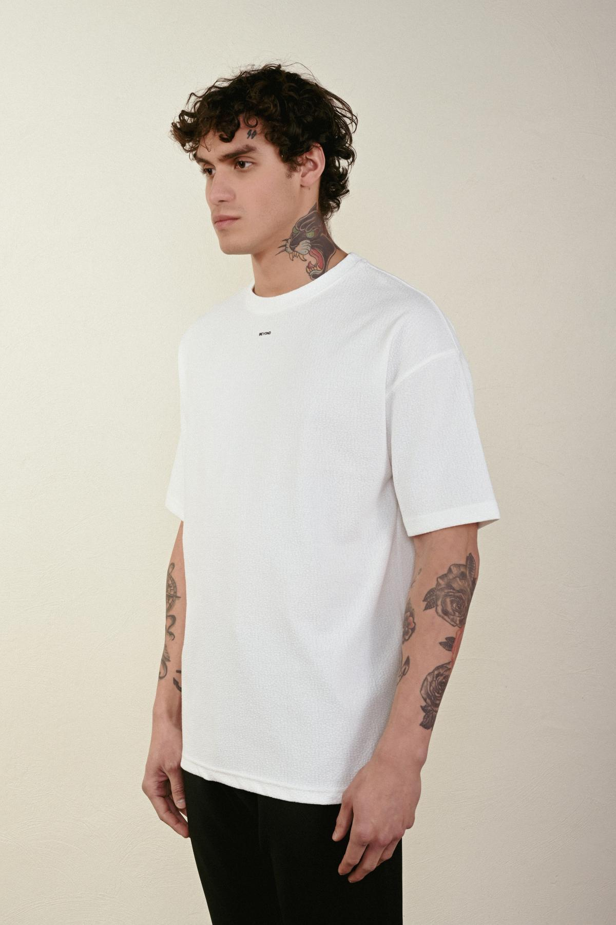 Wholesale Men Ecru T-shirt 721500