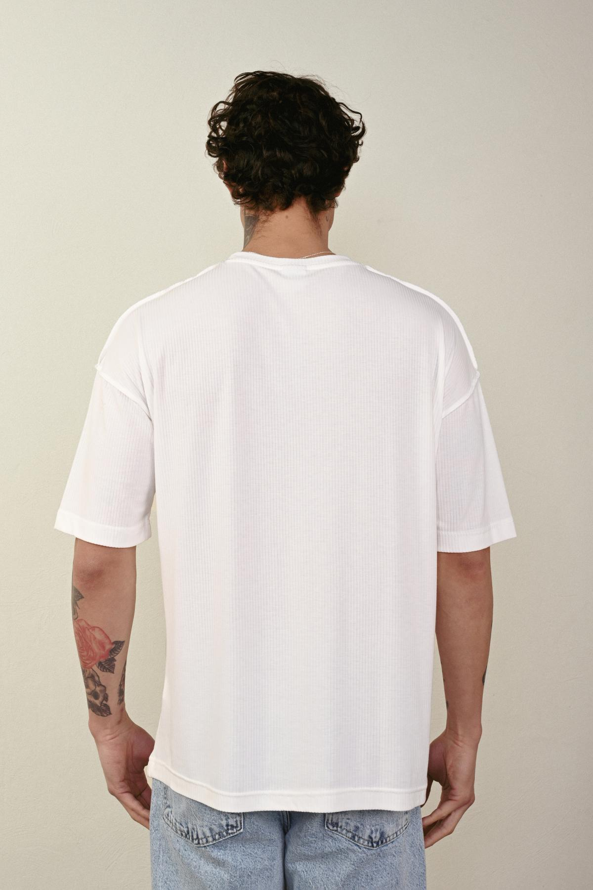 Wholesale Men Ecru T-shirt 721439