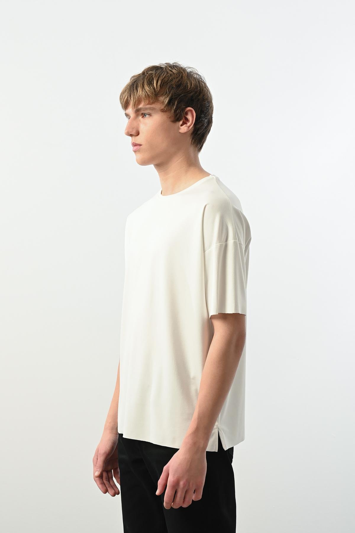 Wholesale Men Ecru T-shirt 721630