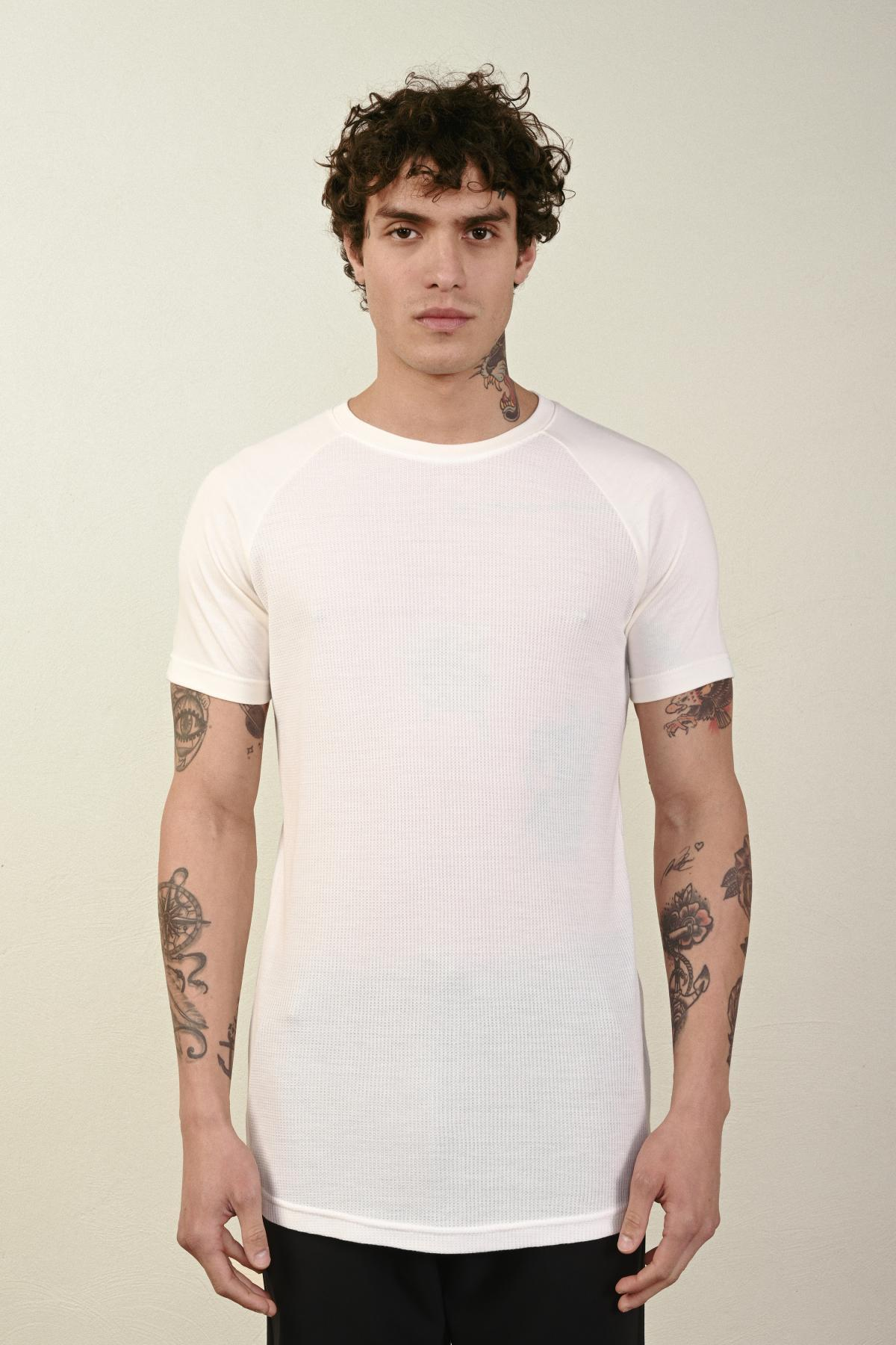 Wholesale Men Ecru T-shirt 721352