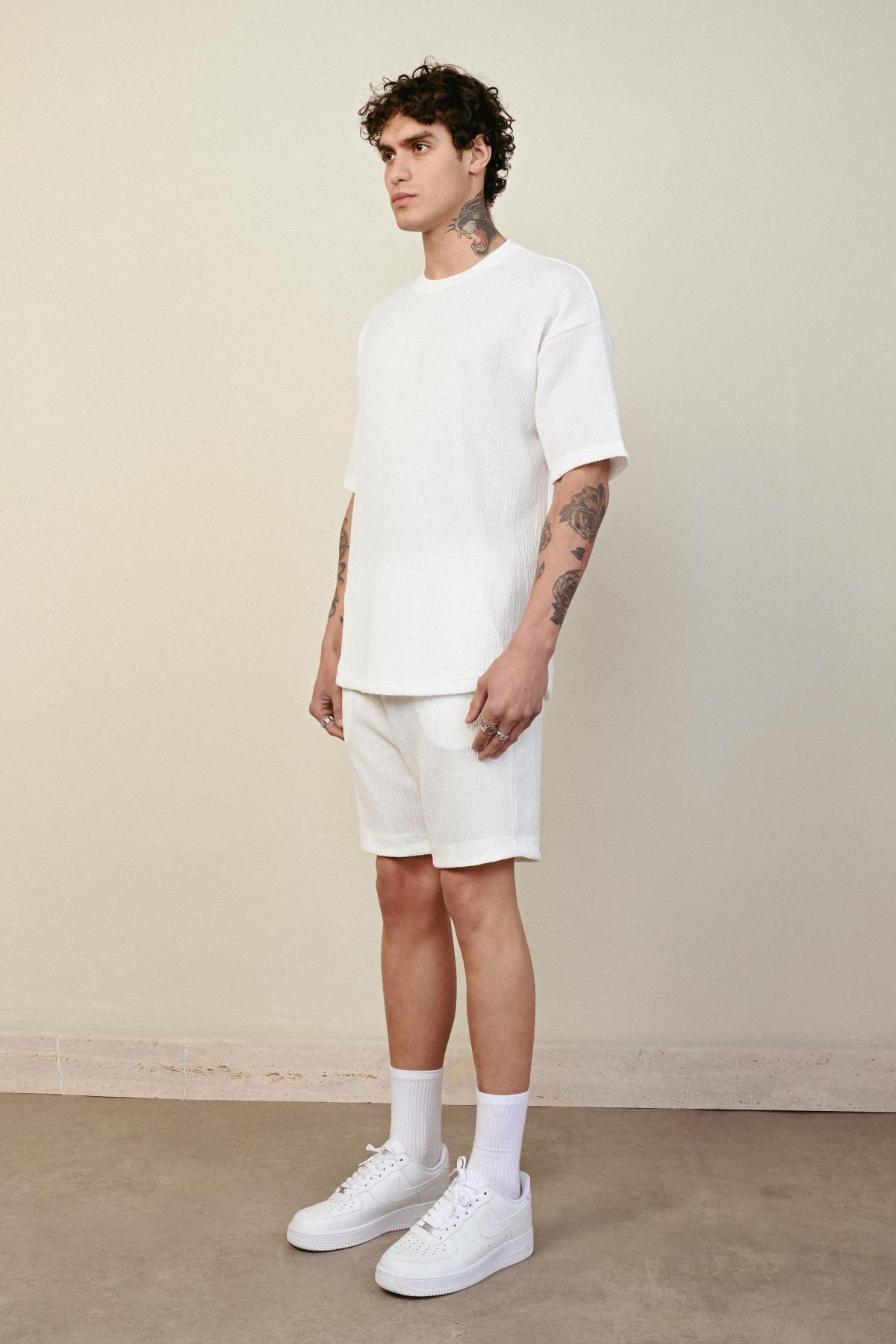 Wholesale Men Ecru T-shirt 721426