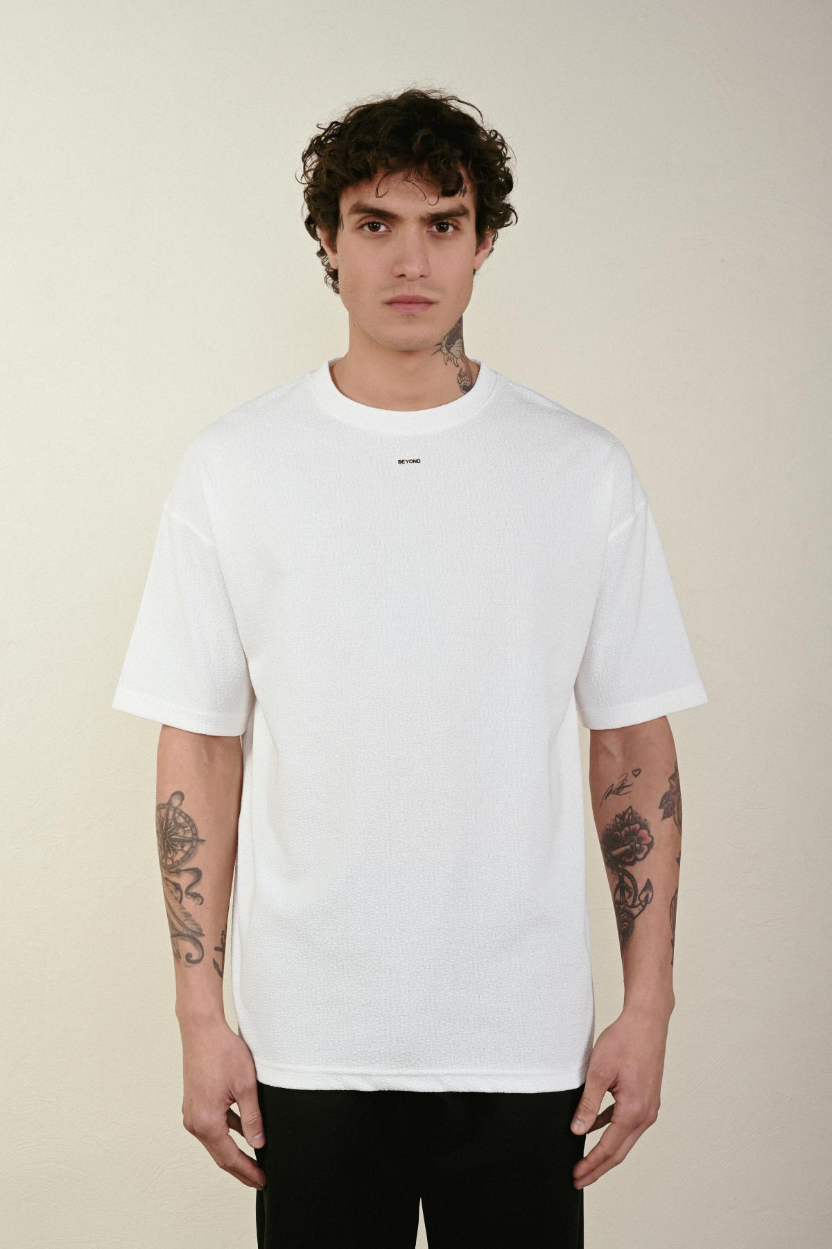 Wholesale Men Ecru T-shirt 721500