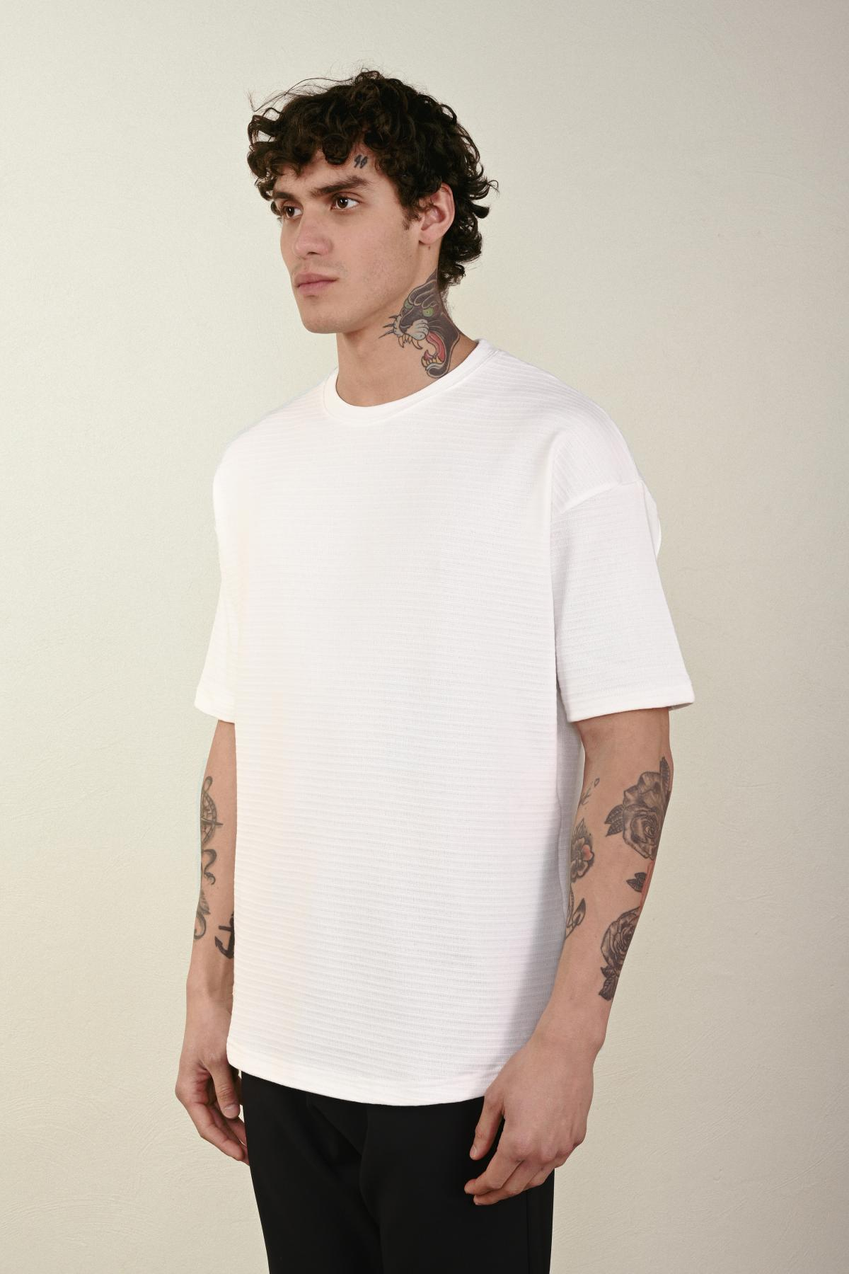 Wholesale Men Ecru T-shirt 721368