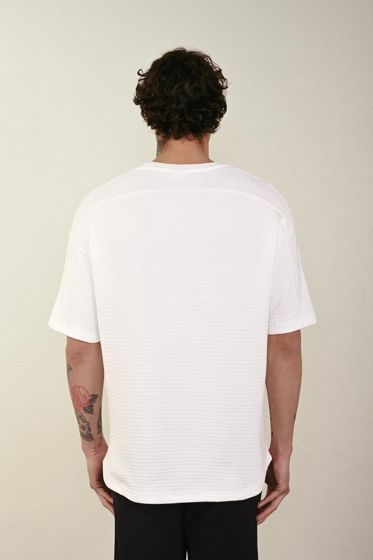 Wholesale Men Ecru T-shirt 721368