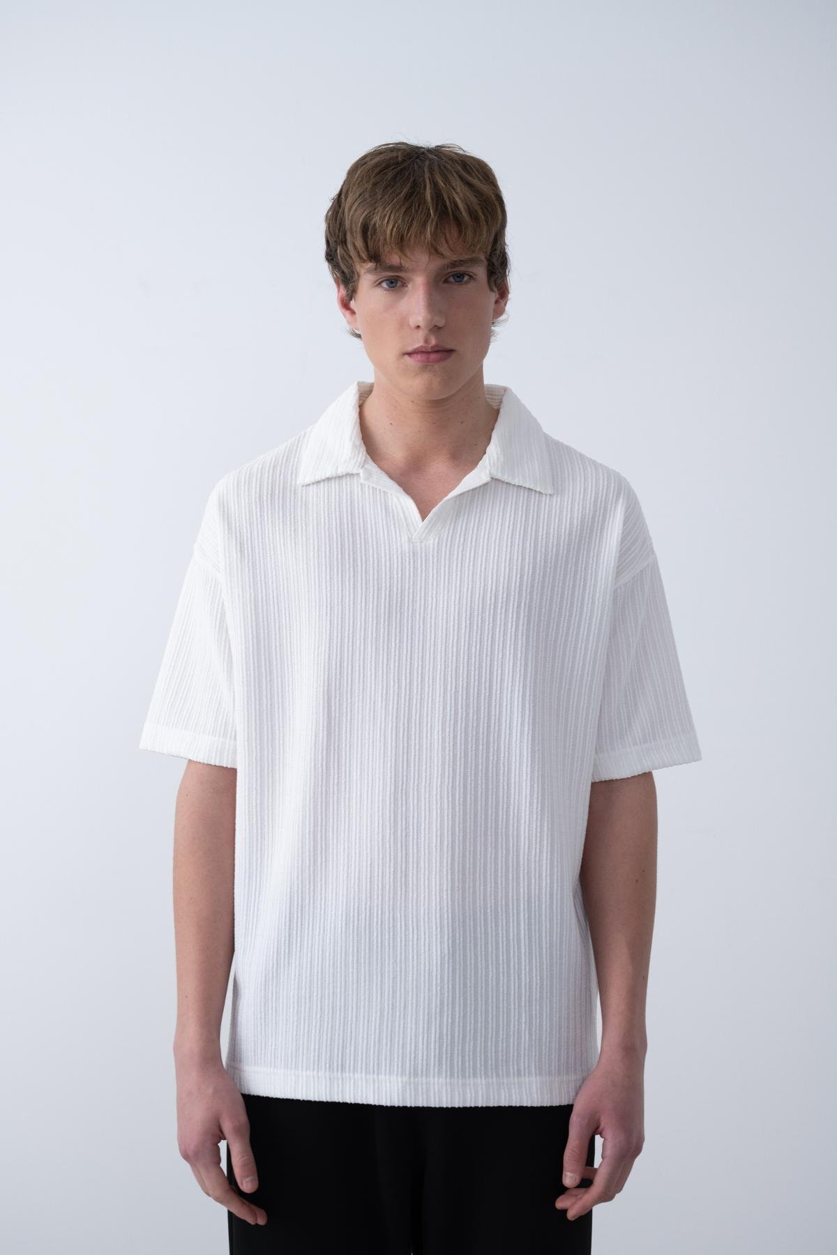 Wholesale Men Ecru T-shirt 721561