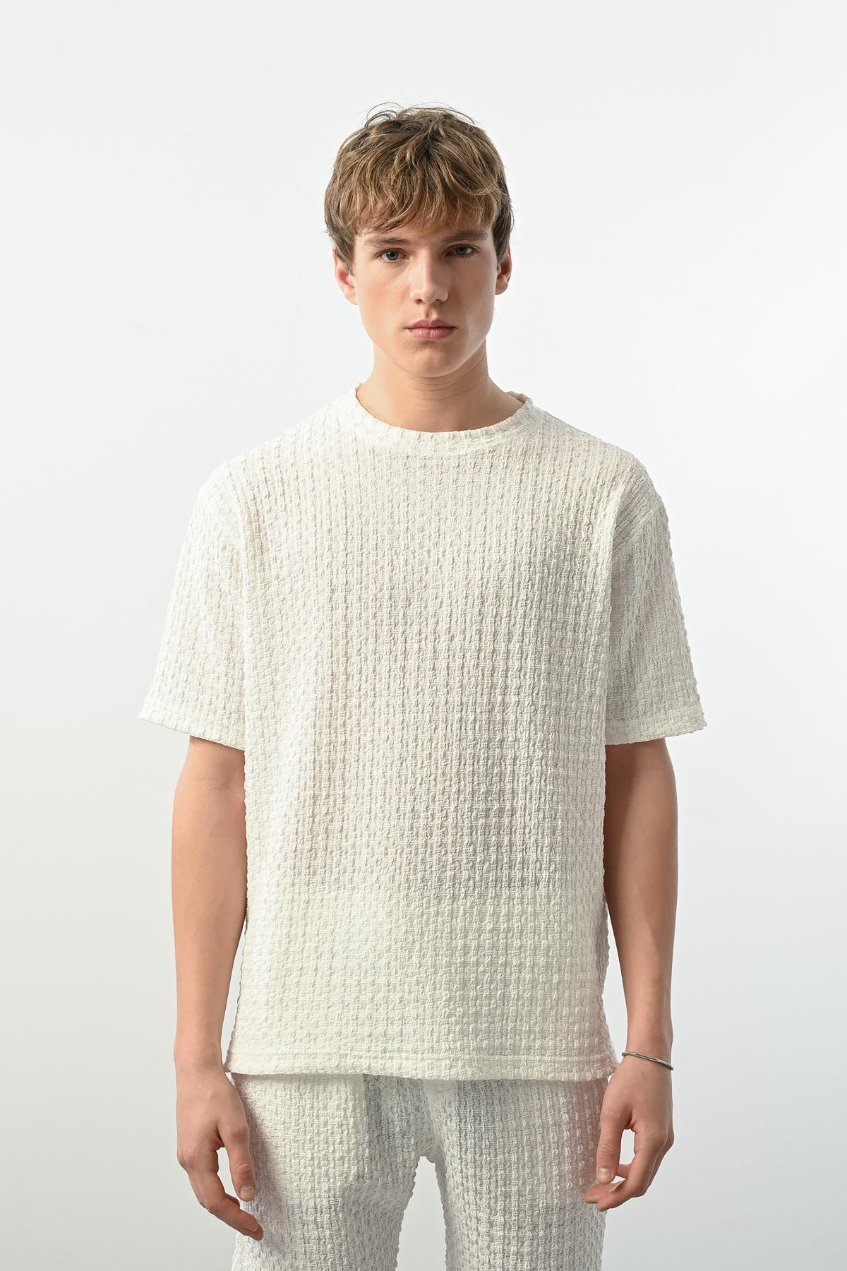 Wholesale Men Ecru T-shirt 721415