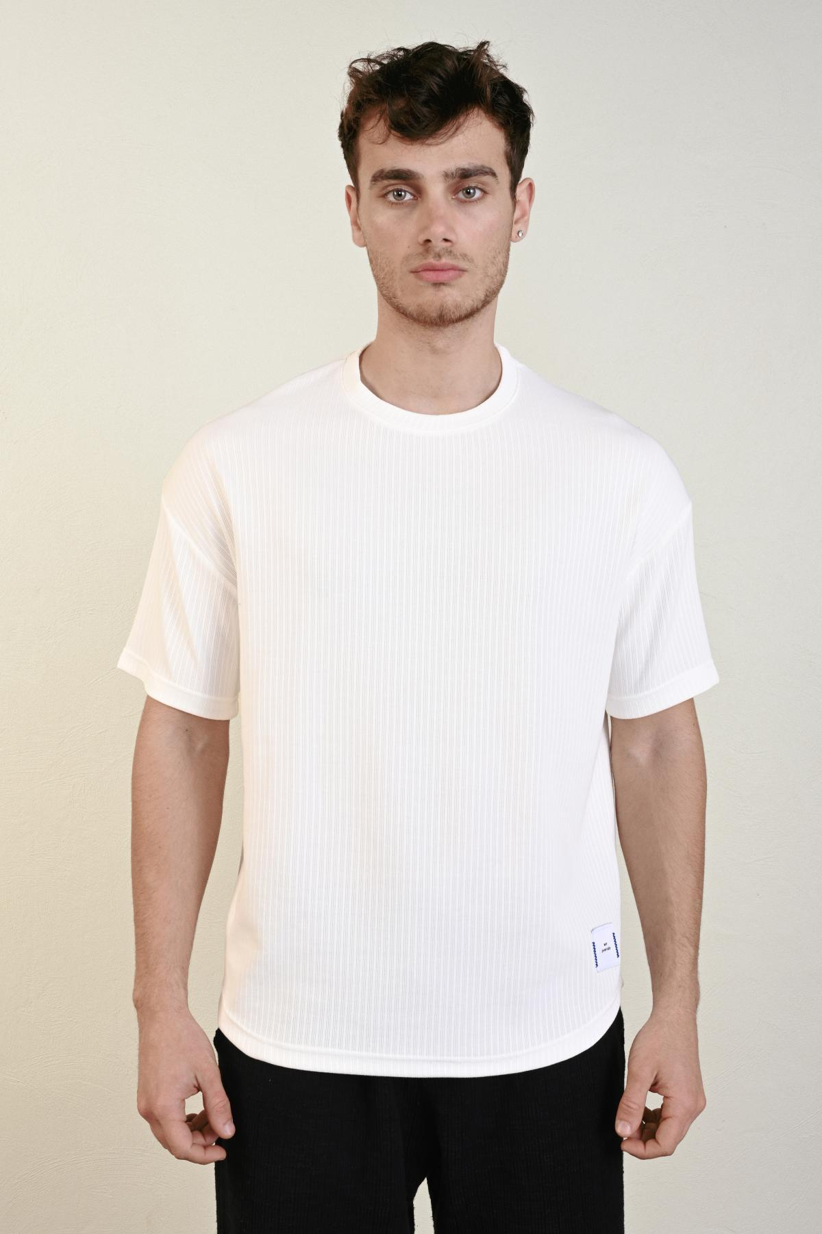 Wholesale Men Ecru T-shirt 721504