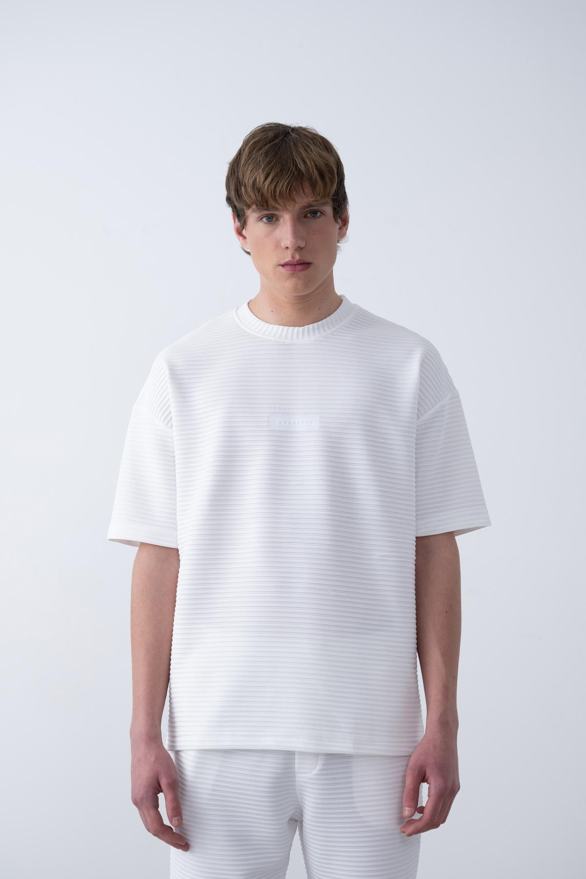 Wholesale Men Ecru T-shirt 721486
