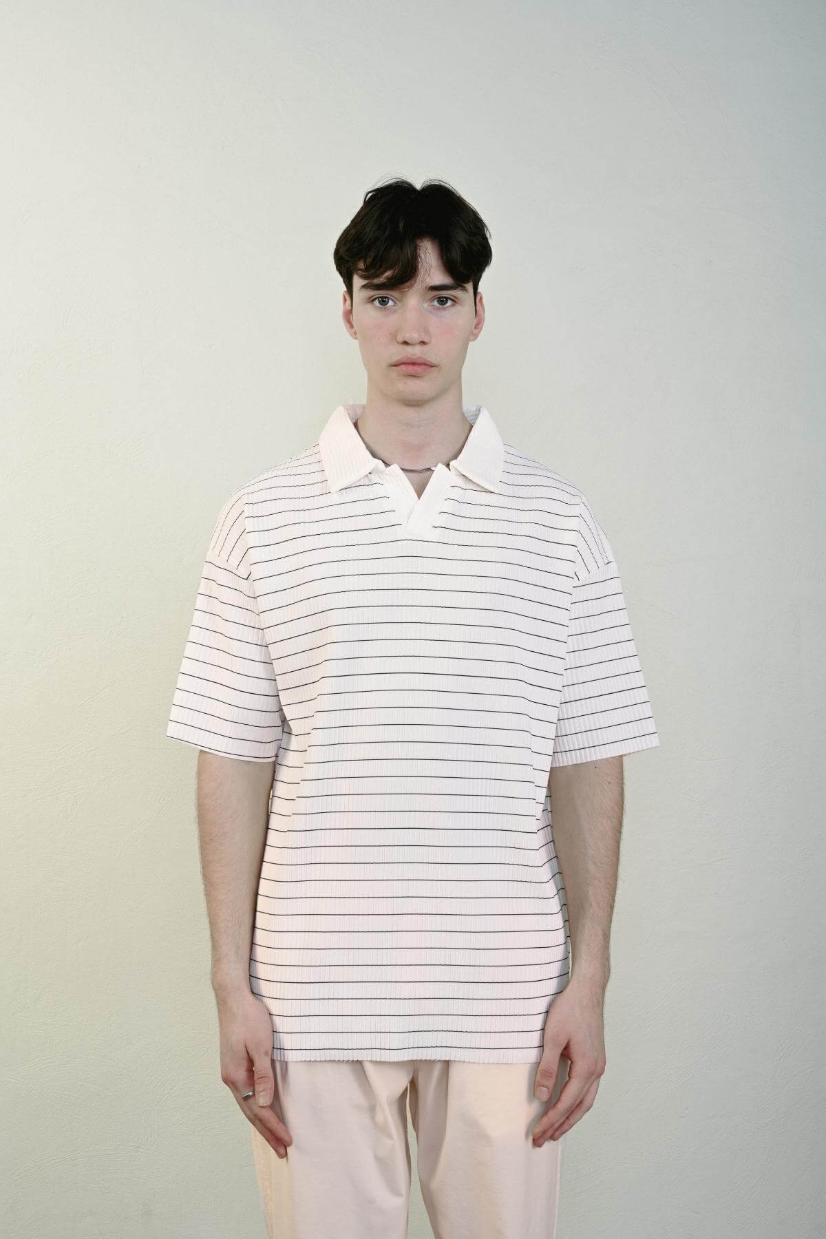 Wholesale Men Ecru T-shirt 721611