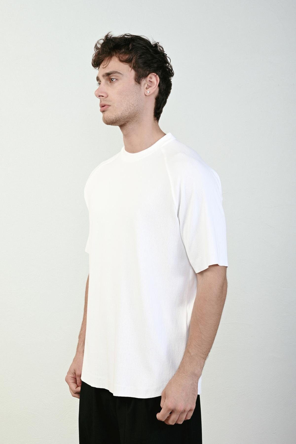 Wholesale Men Ecru T-shirt 721640